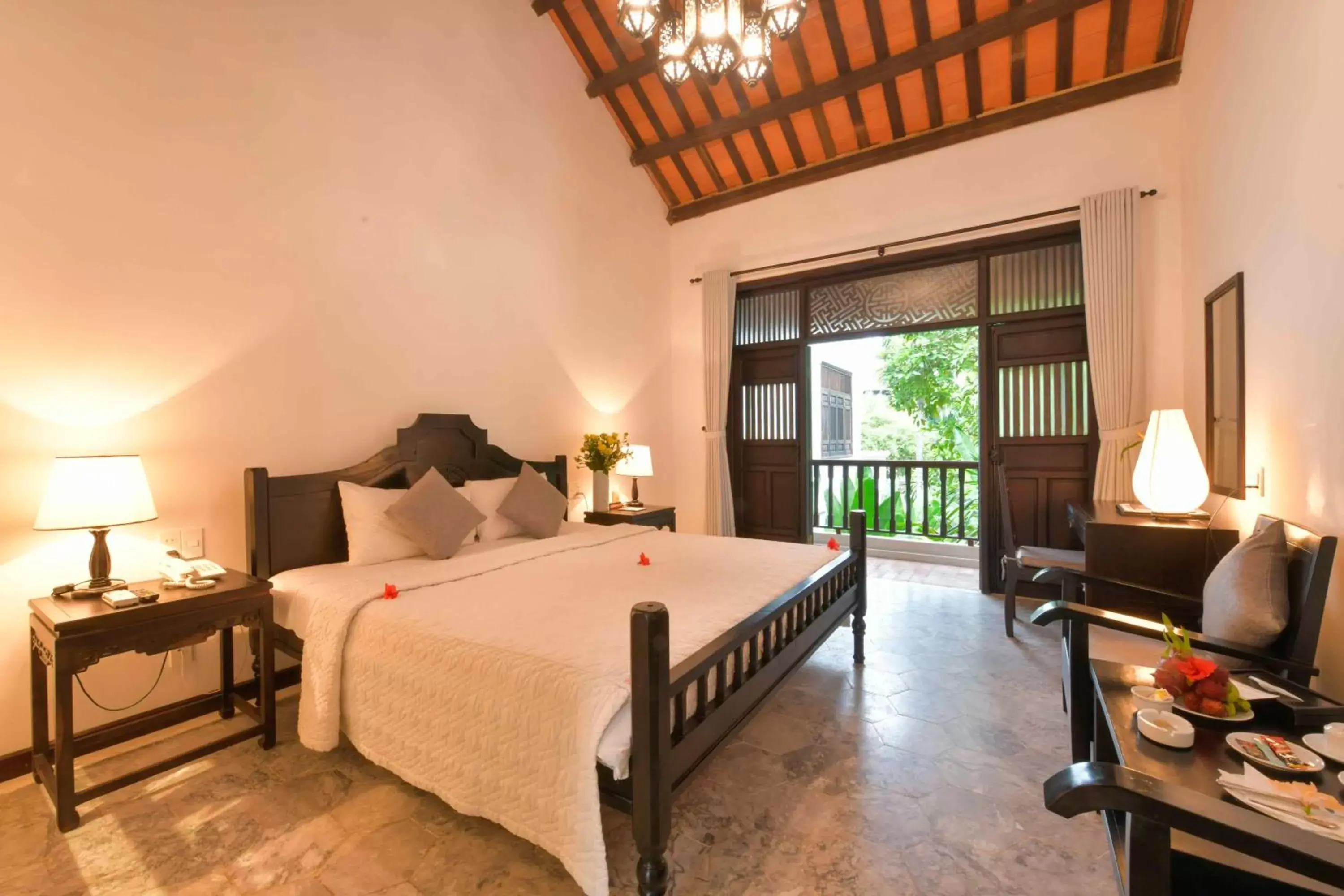 Balcony/Terrace, Bed in Hoi An Ancient House Resort & Spa