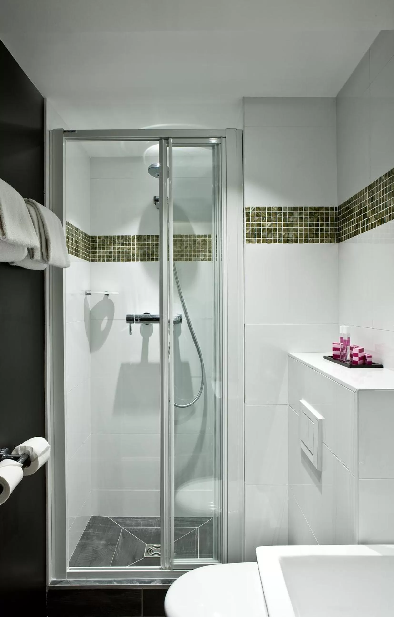 Bathroom in Hotel Antin Trinité