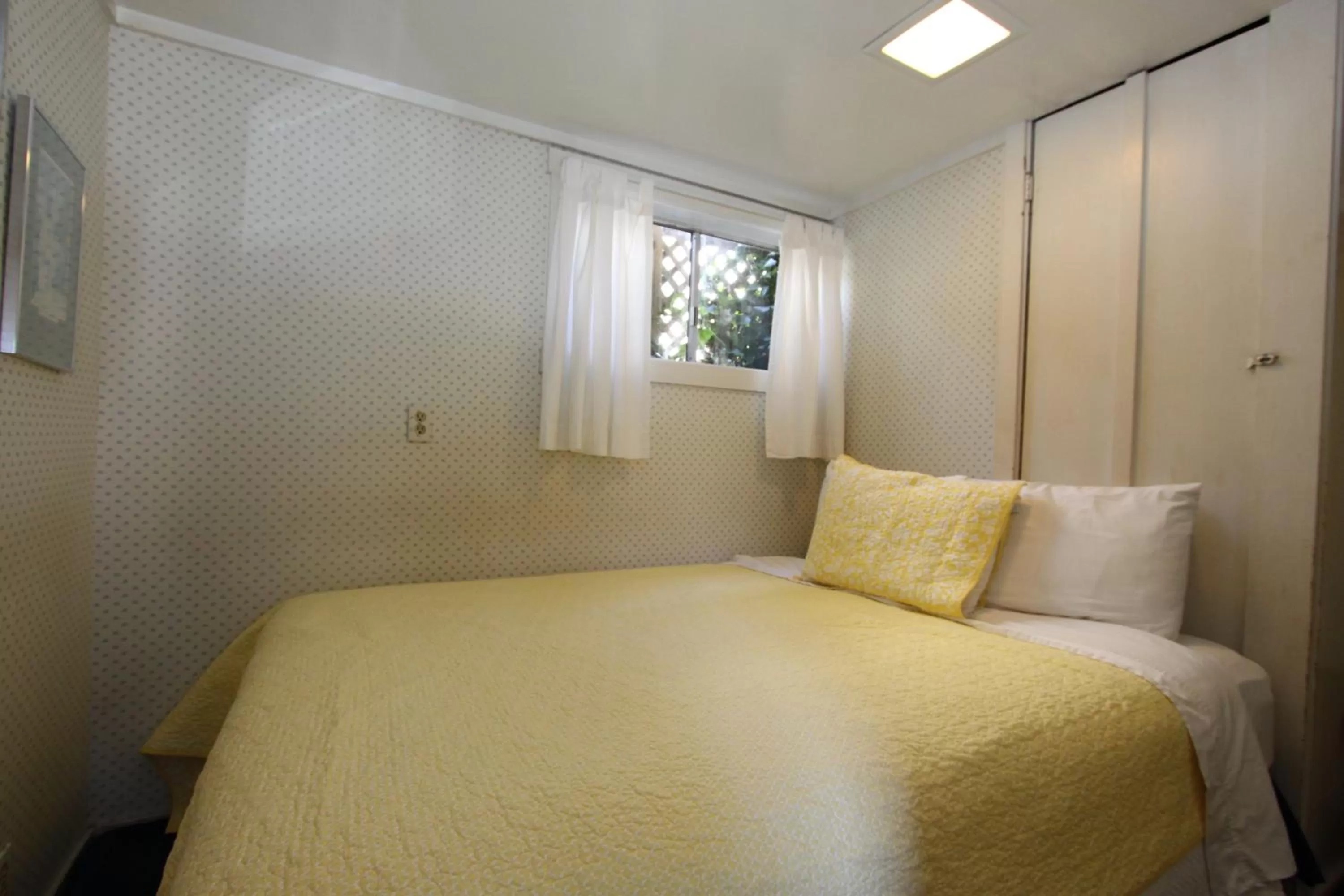 Bed in Seagull Inn Bed & Breakfast