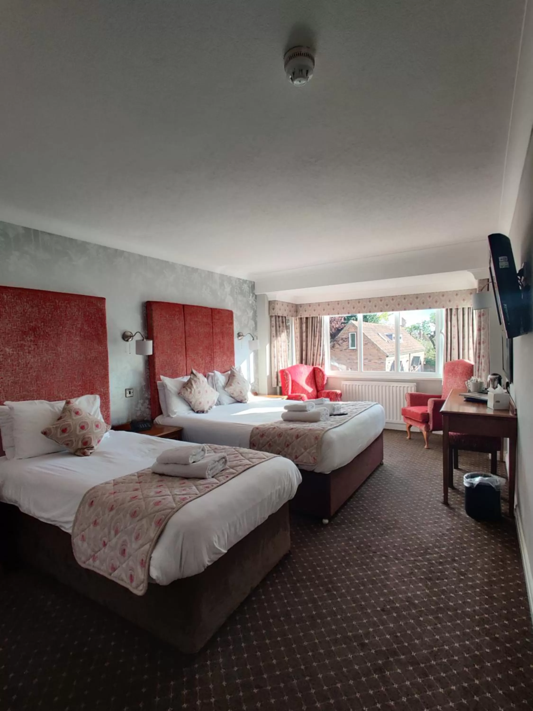 Bedroom, Bed in The Minster Hotel