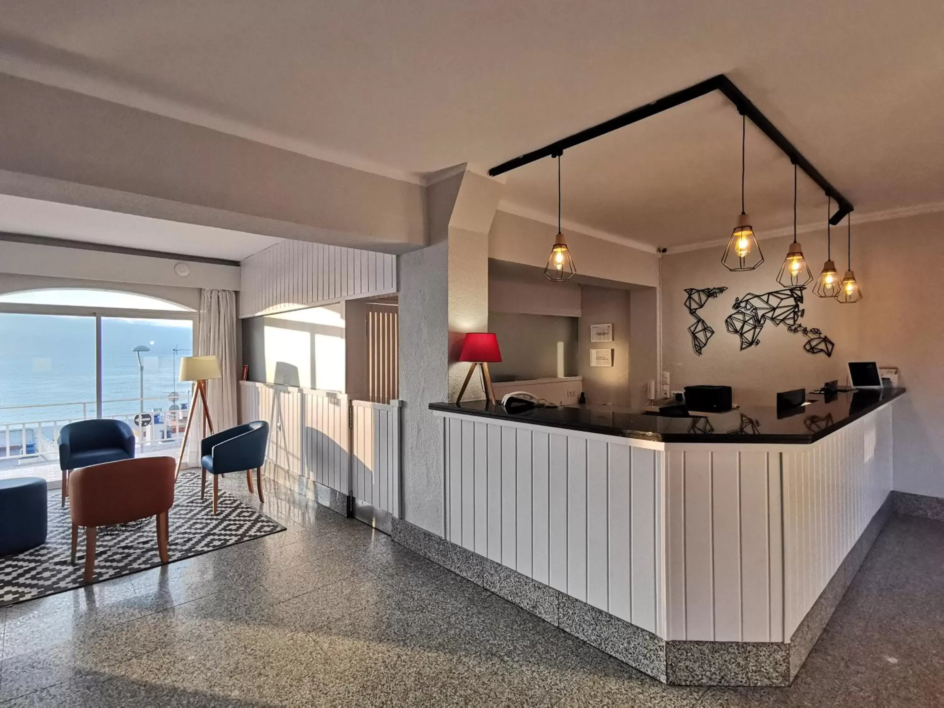 Lobby or reception, Kitchen/Kitchenette in Gran Sol Hotel