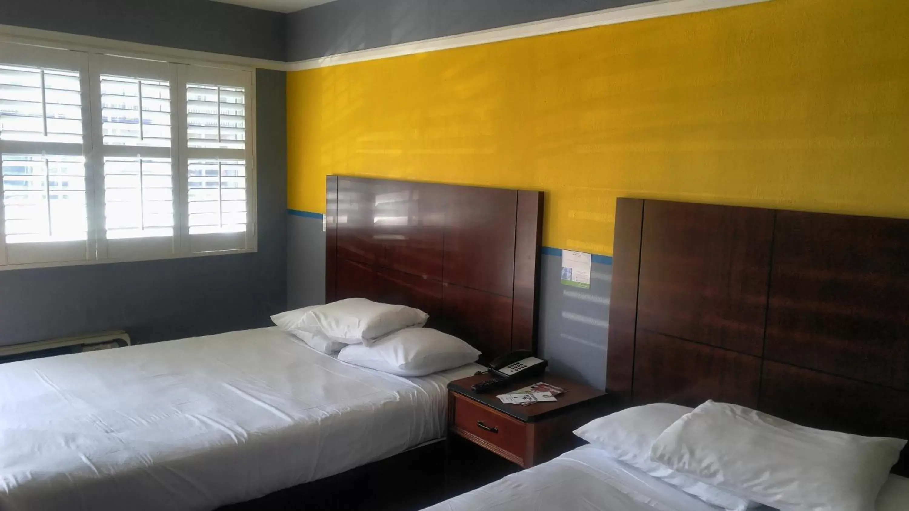 Bedroom, Room Photo in Riviera Motel
