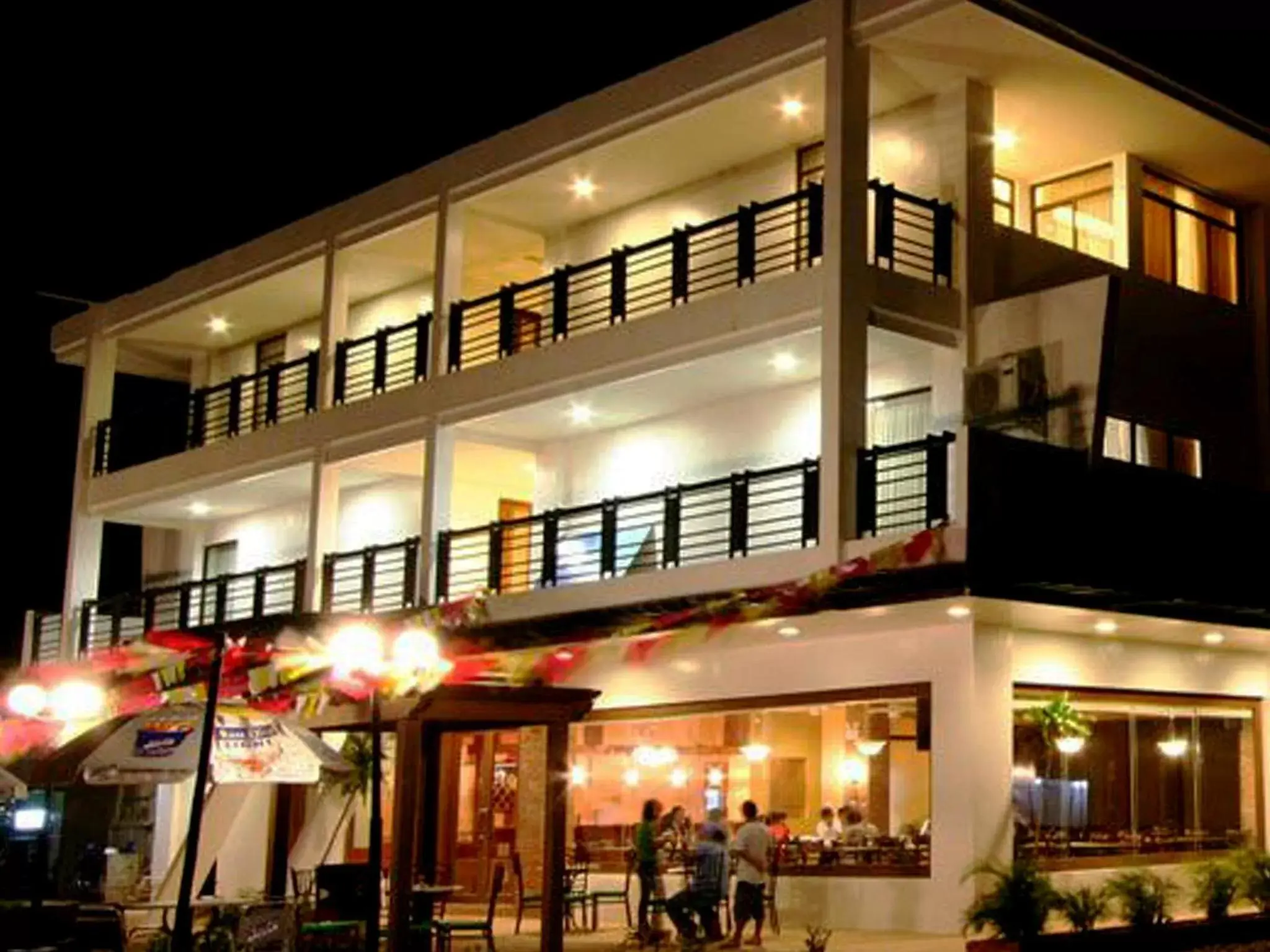 Restaurant/places to eat, Property Building in Coron Gateway Hotel & Suites