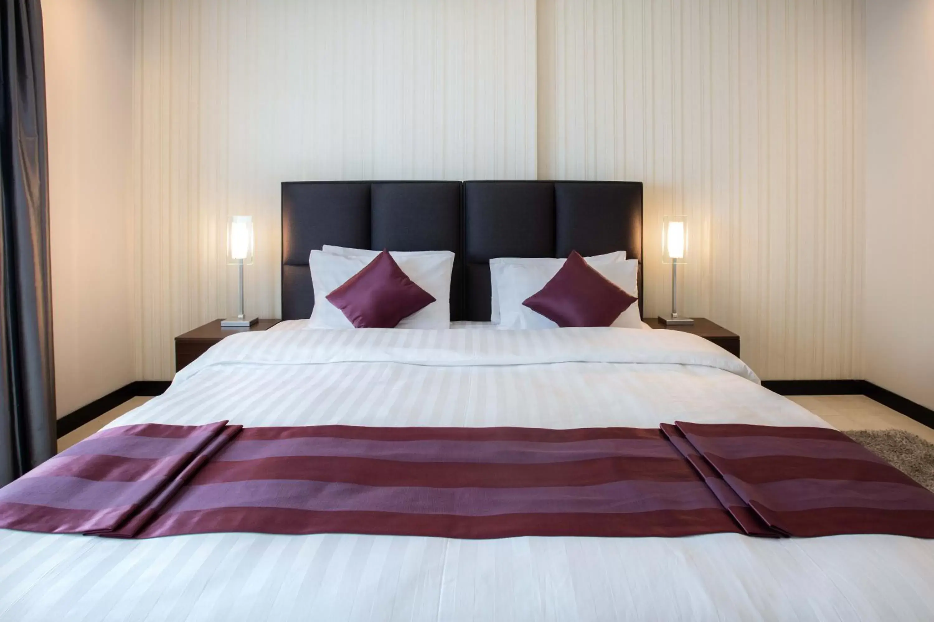 Bedroom, Bed in Loumage S Suites and Spa Bedroom, Bed in Loumage S Suites and Spa