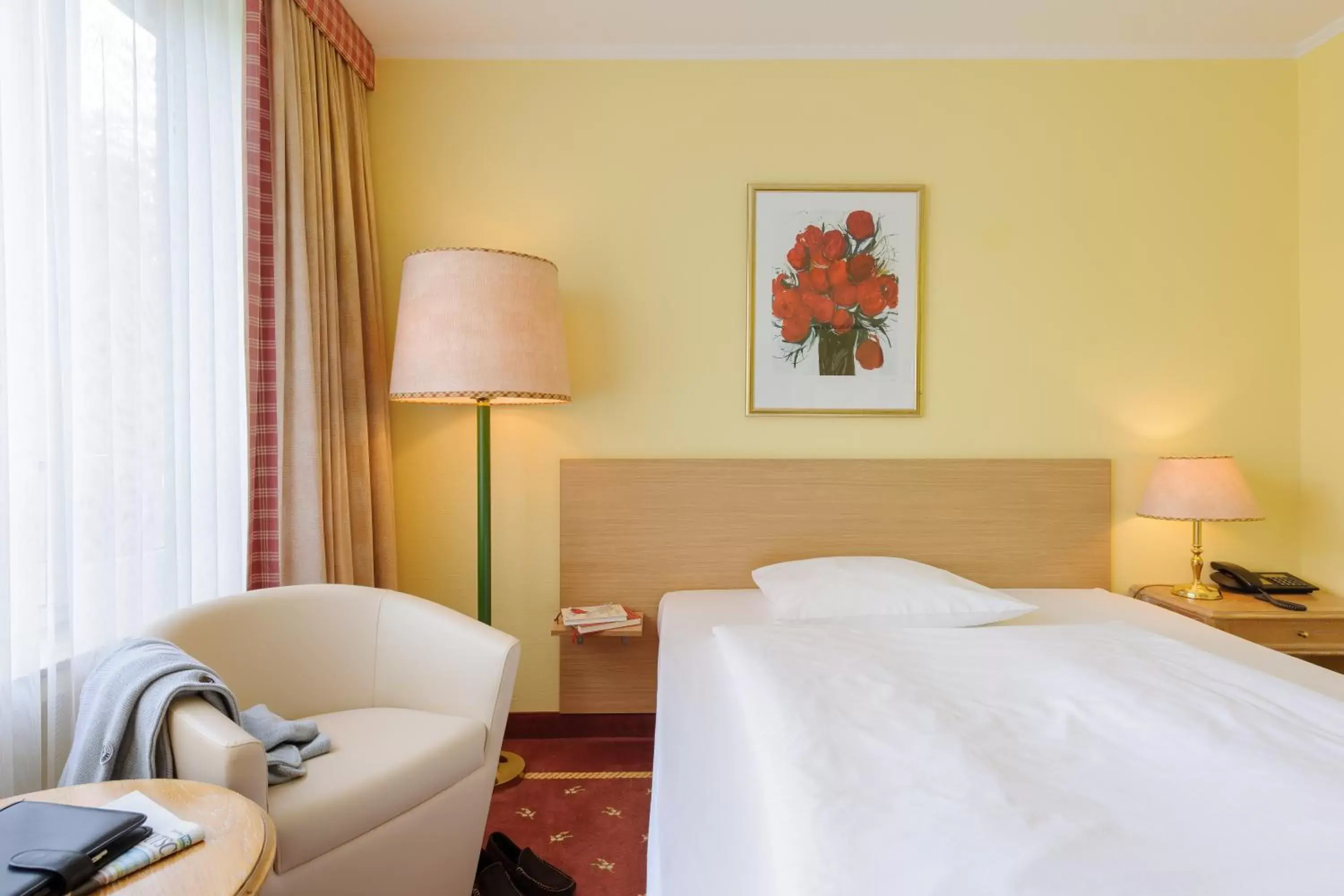 Bed in Hotel Krefelder Hof Bed in Hotel Krefelder Hof