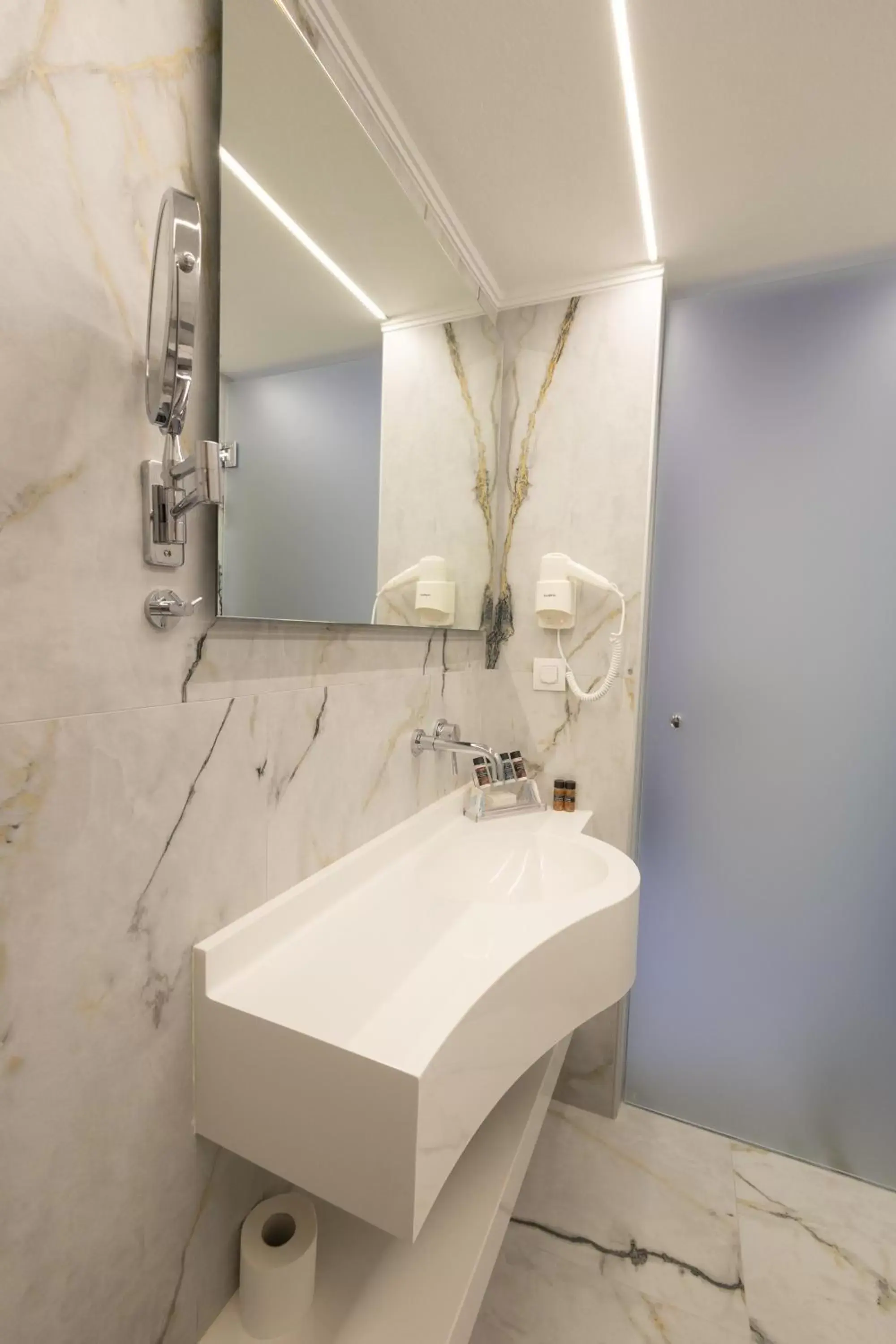 Bathroom in Modern Revival Luxury Hotel