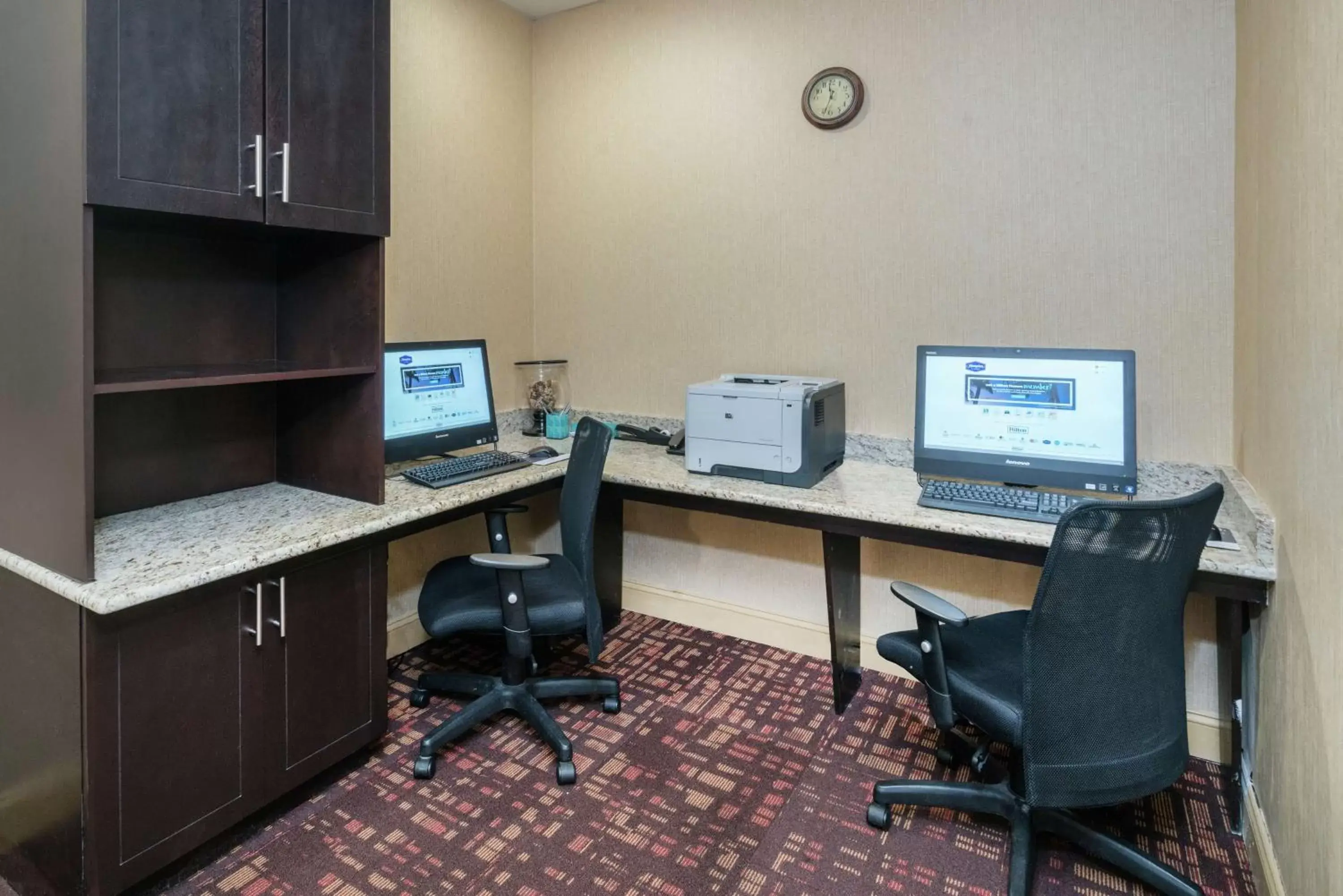 Business facilities, Business Area/Conference Room in Hampton Inn Corydon