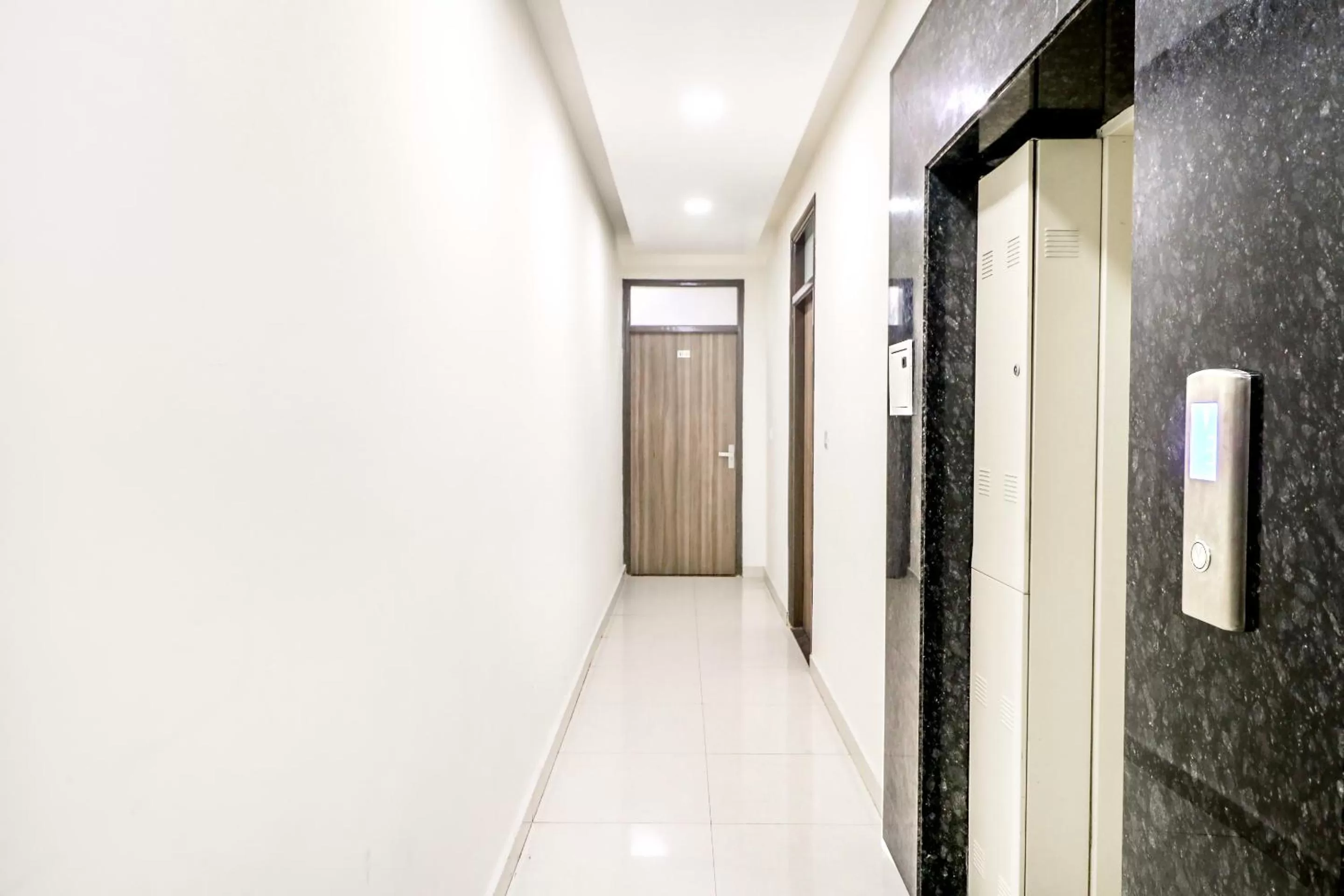 Area and facilities in Hotel Kings