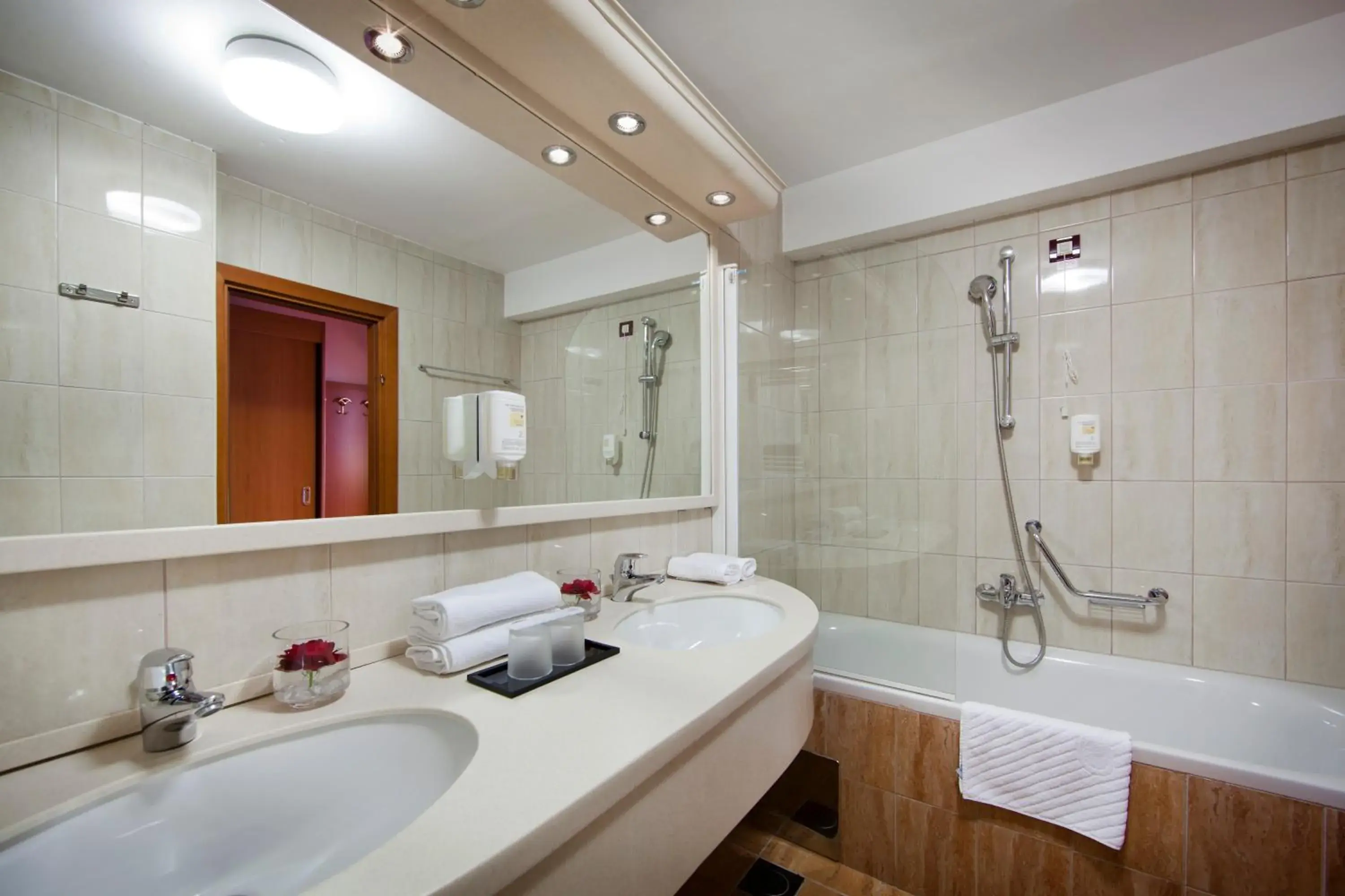 Bathroom in Hotel Excelsior - Liburnia Bathroom in Hotel Excelsior - Liburnia