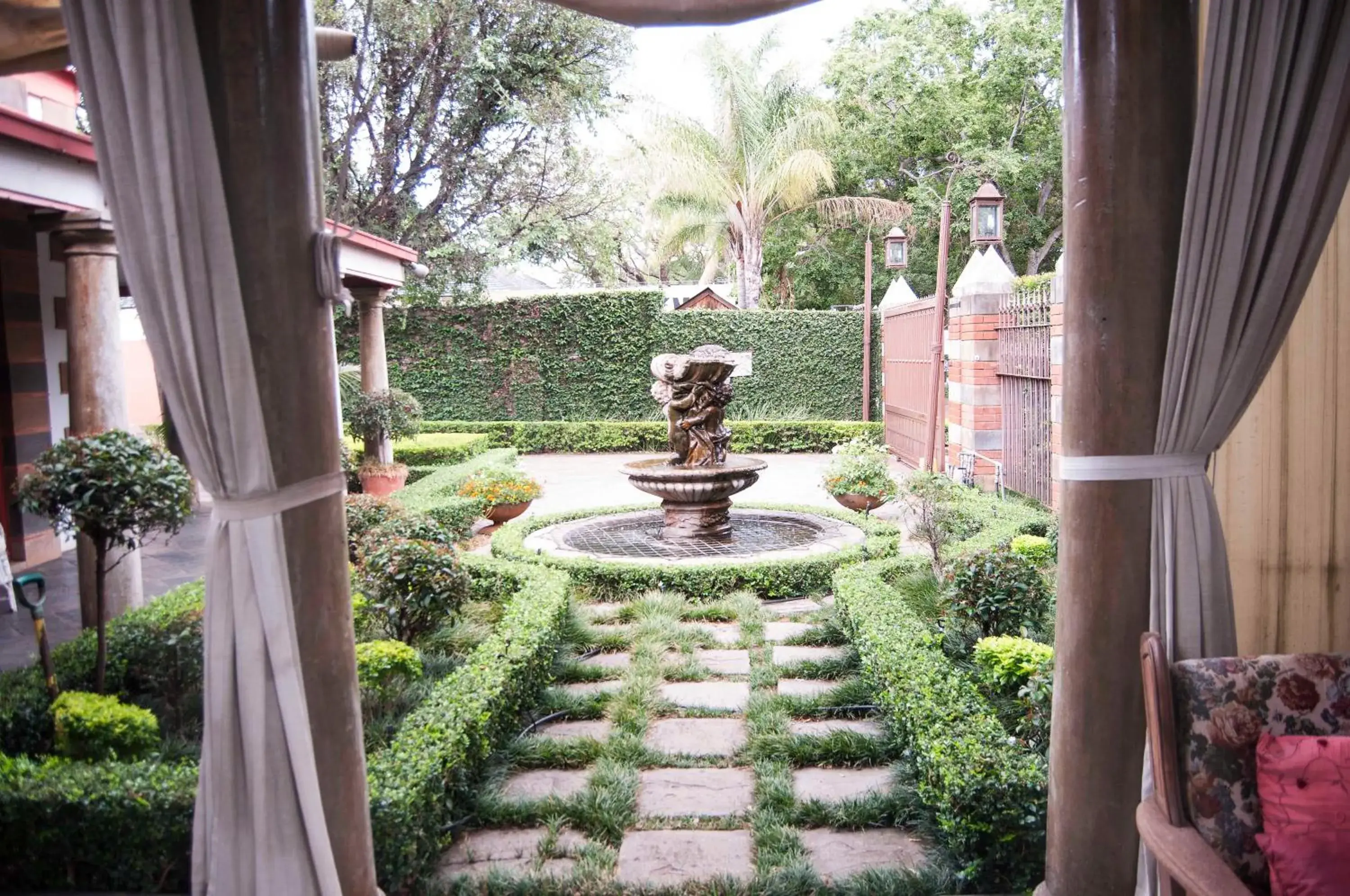 Garden view, Garden in Brooklyn Guesthouses