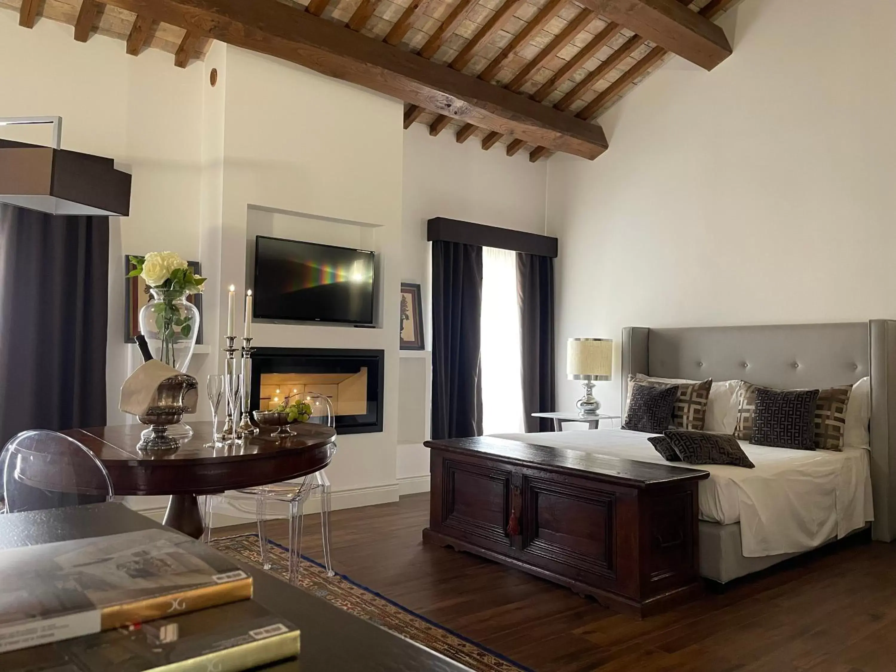 TV/Entertainment Center in Residenza Palazzo Fortuna - Boutique Hotel