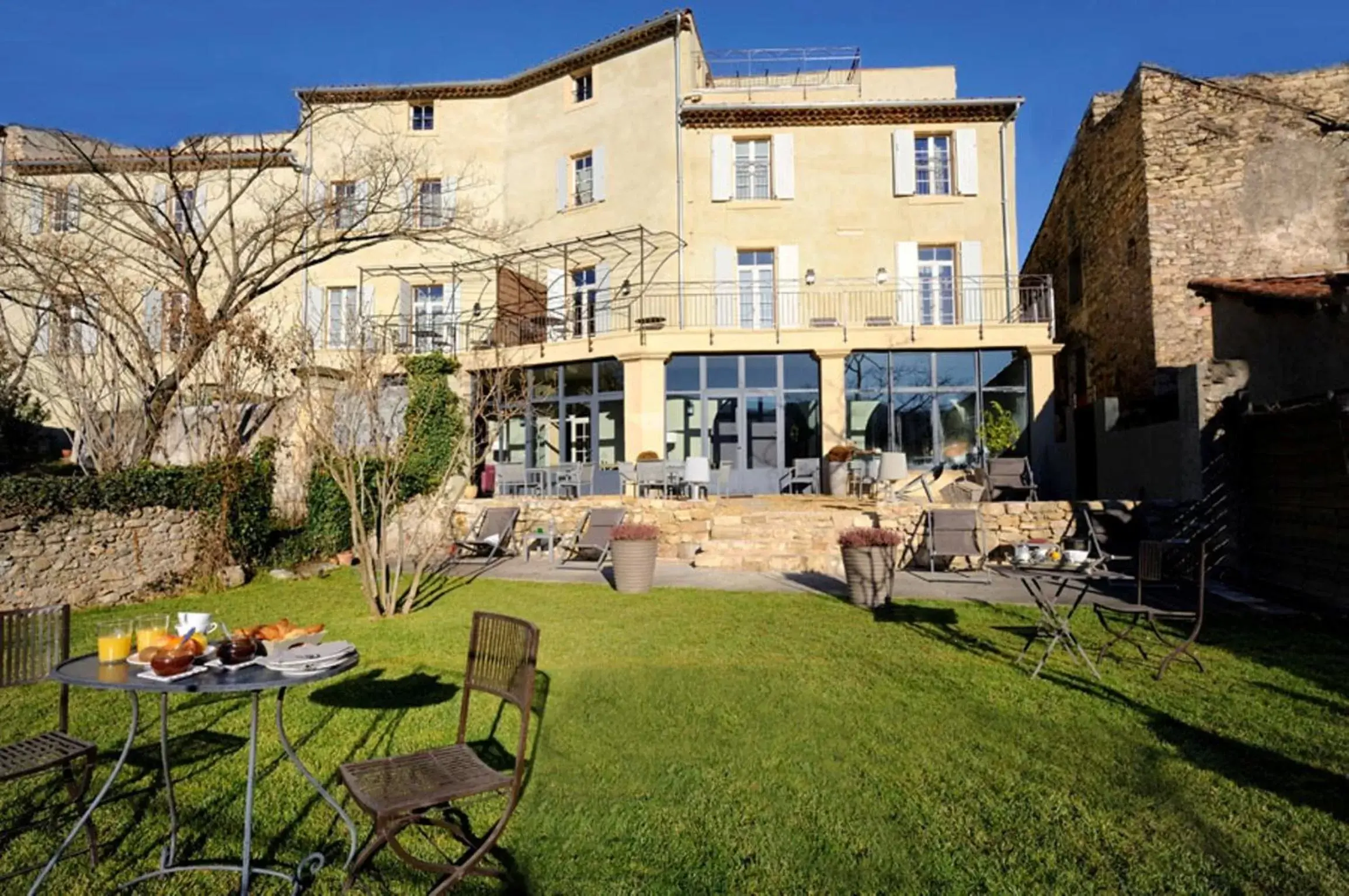 Property building, Patio/Outdoor Area in Le Couvent D'Herepian