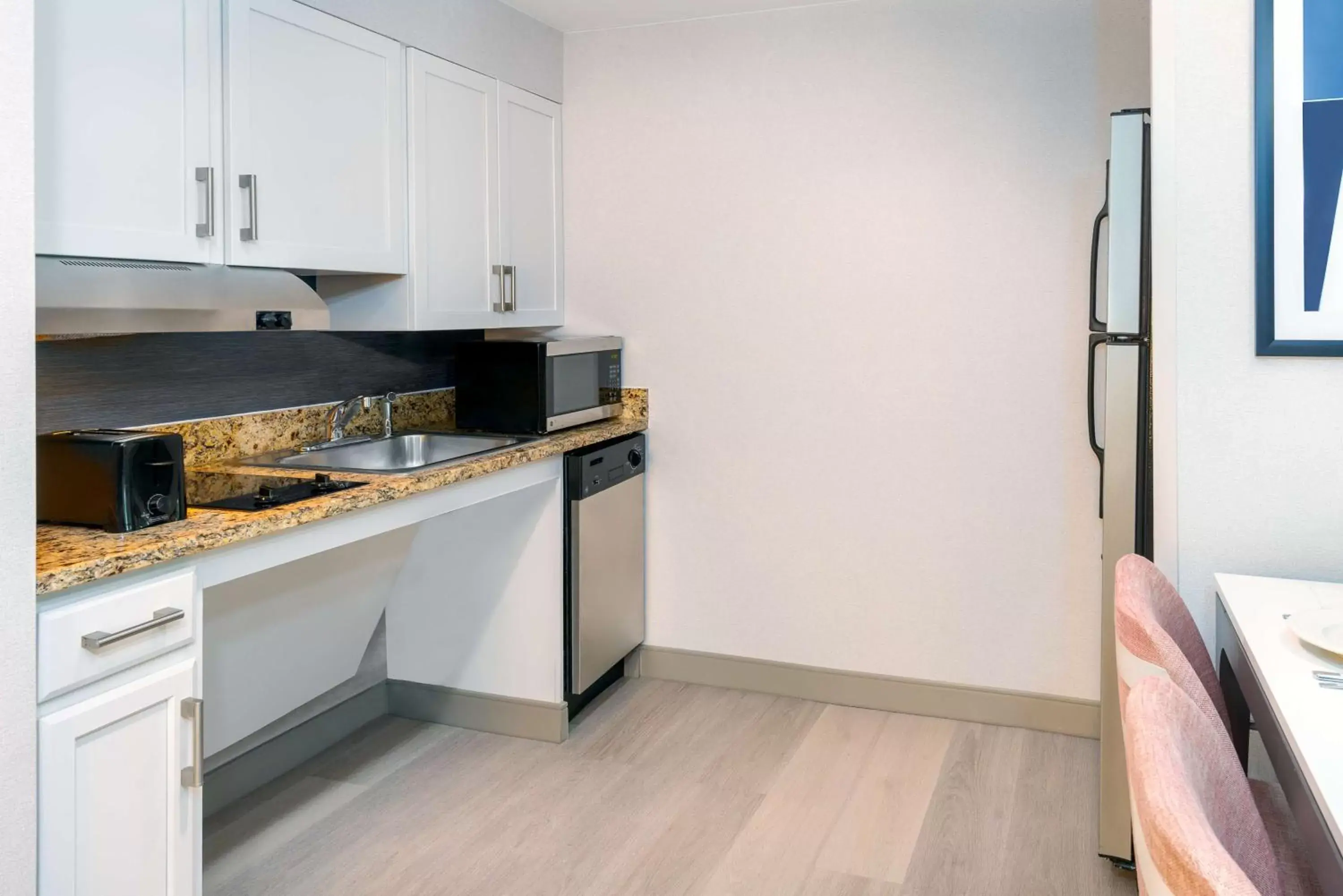 Kitchen or kitchenette, Kitchen/Kitchenette in Homewood Suites by Hilton Boston/Canton, MA