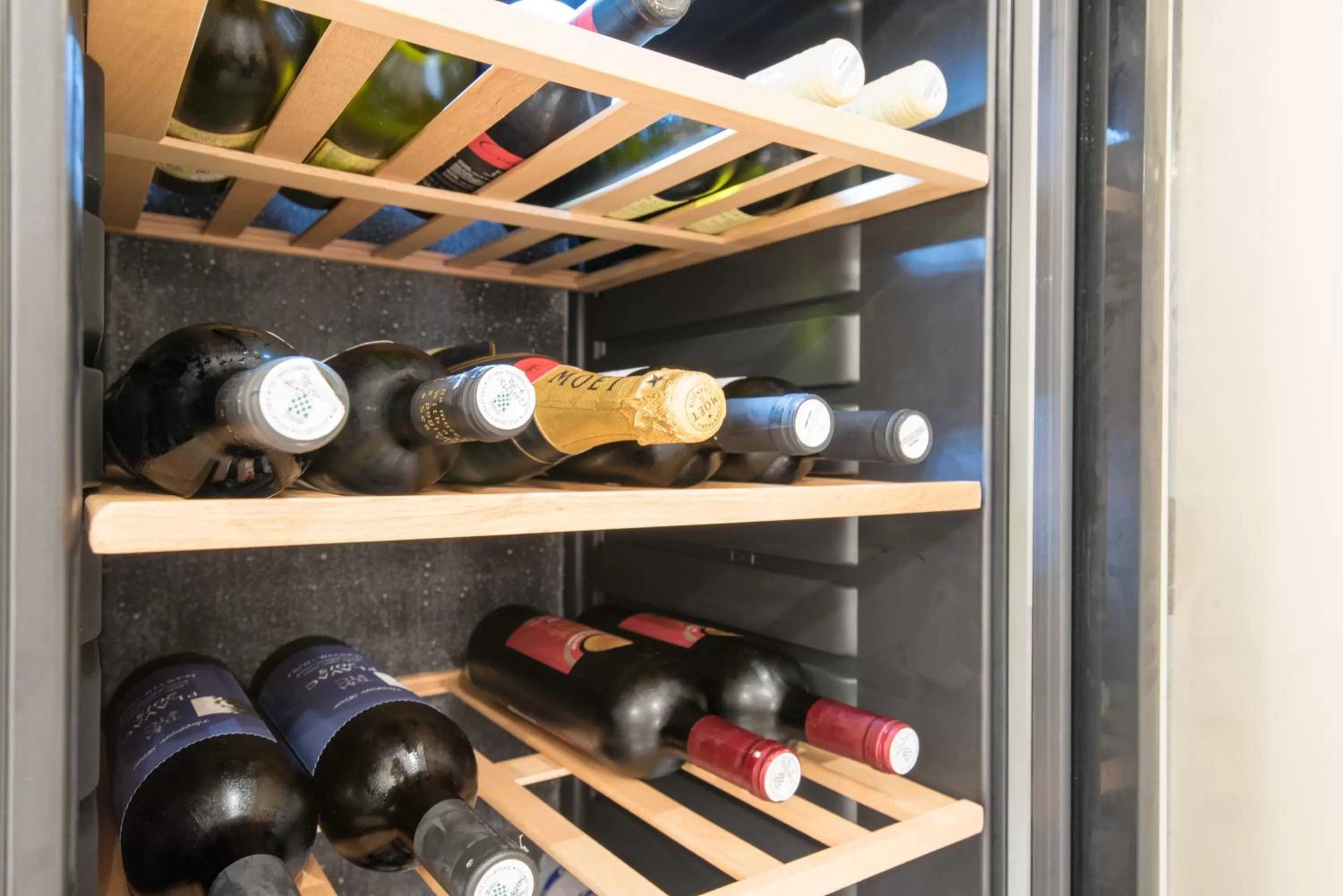 Alcoholic drinks in Central Square Heritage Hotel