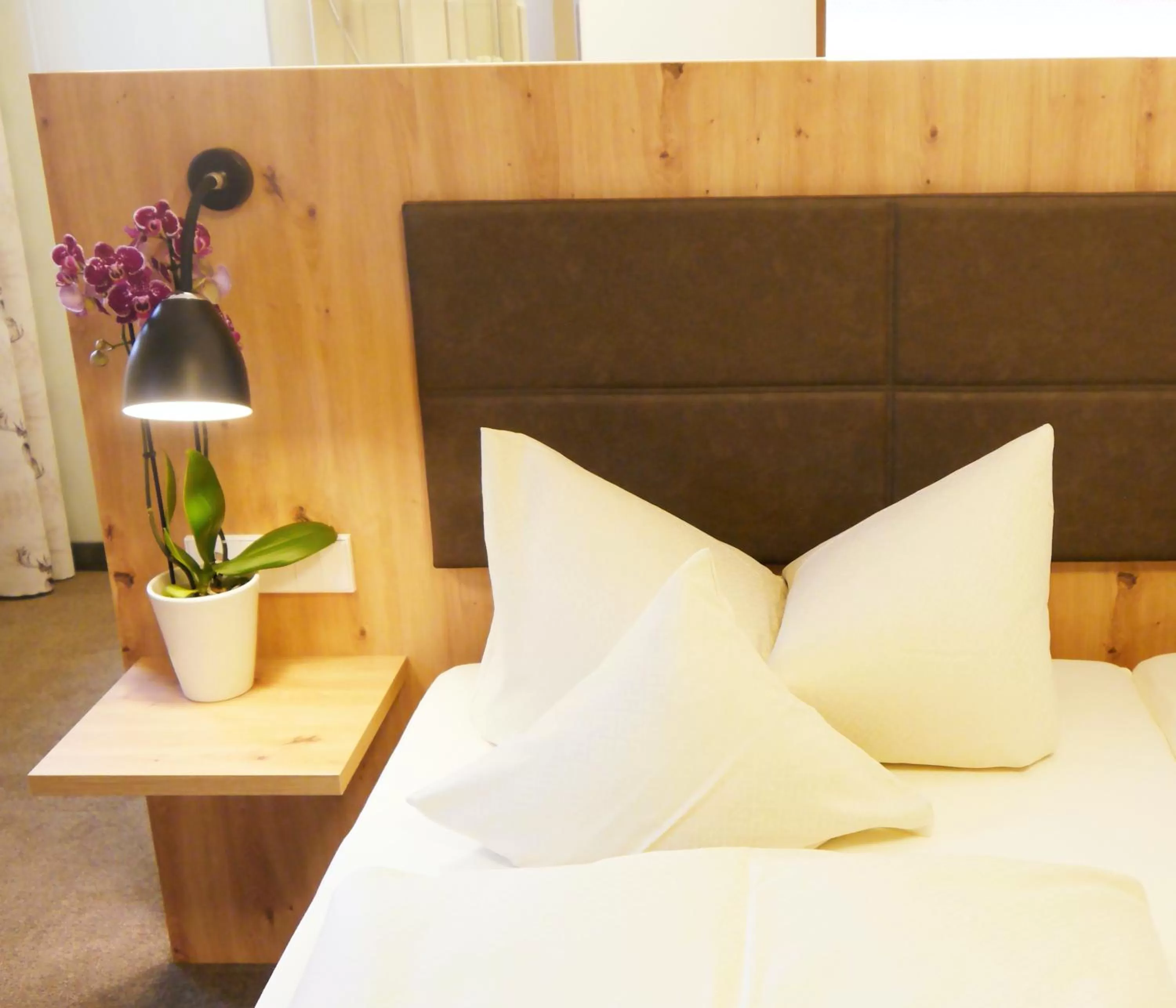 Bed in Berghotel Zollersteighof