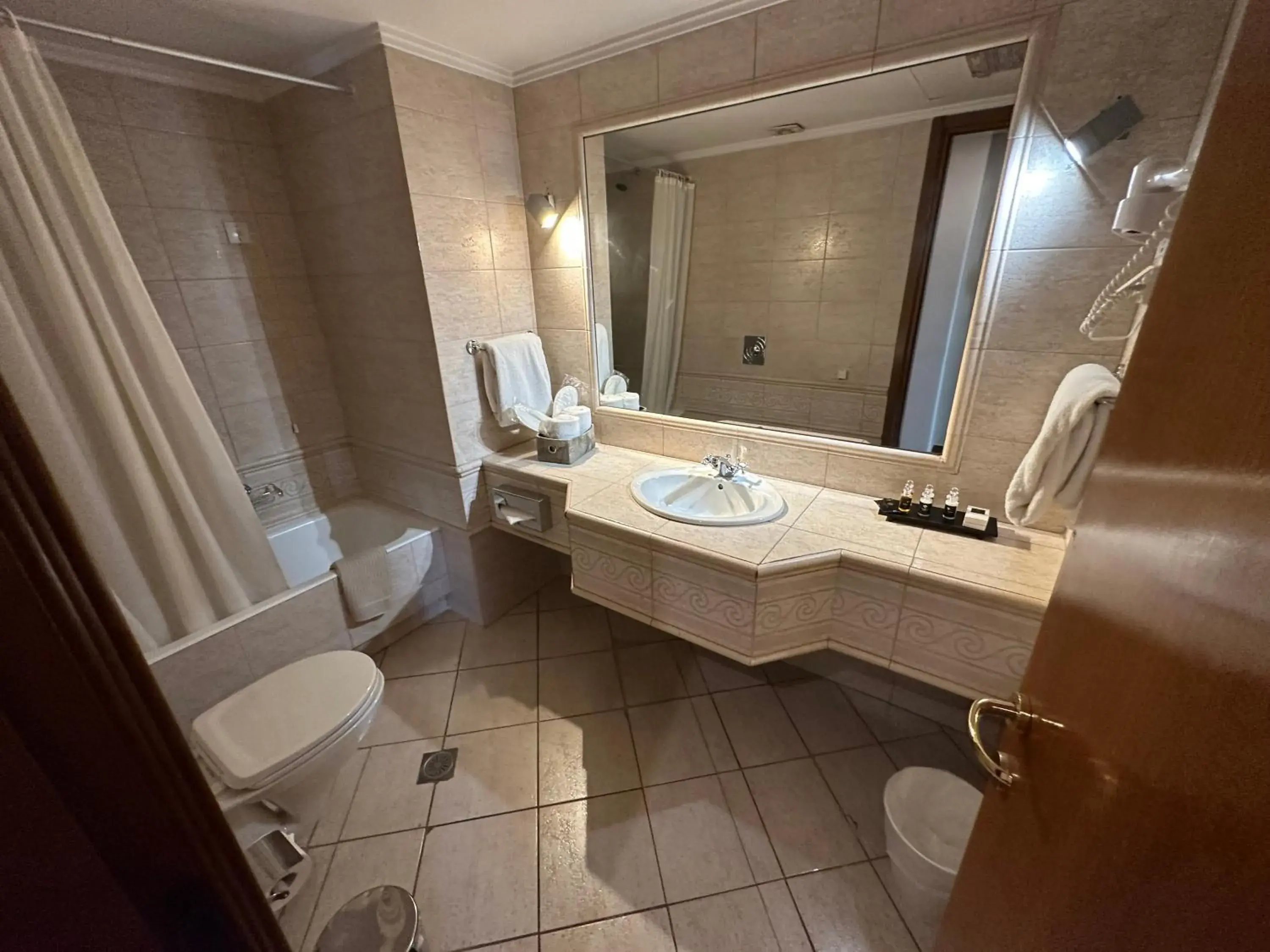 Toilet, Bathroom in Andromeda Suites & Apartments