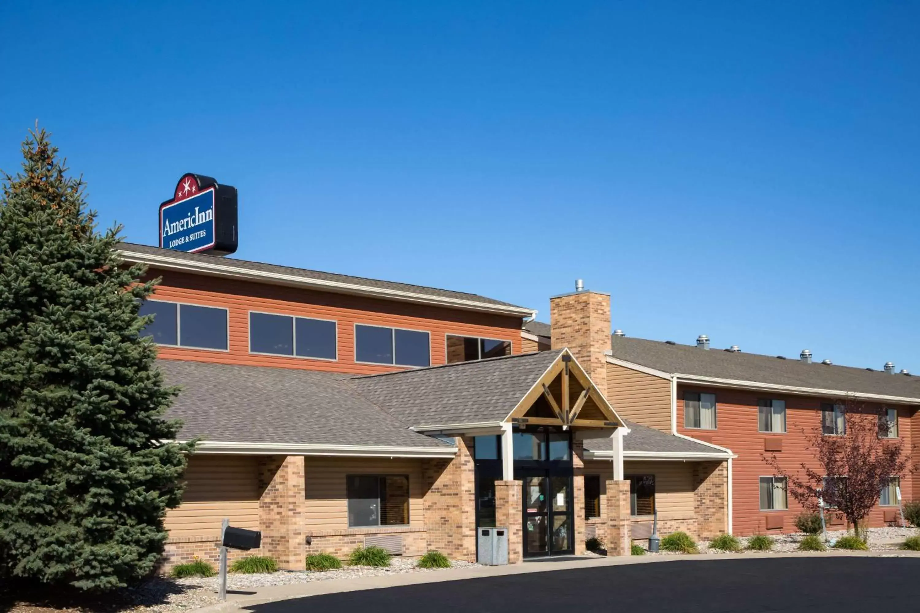 Property Building in AmericInn by Wyndham Sioux City