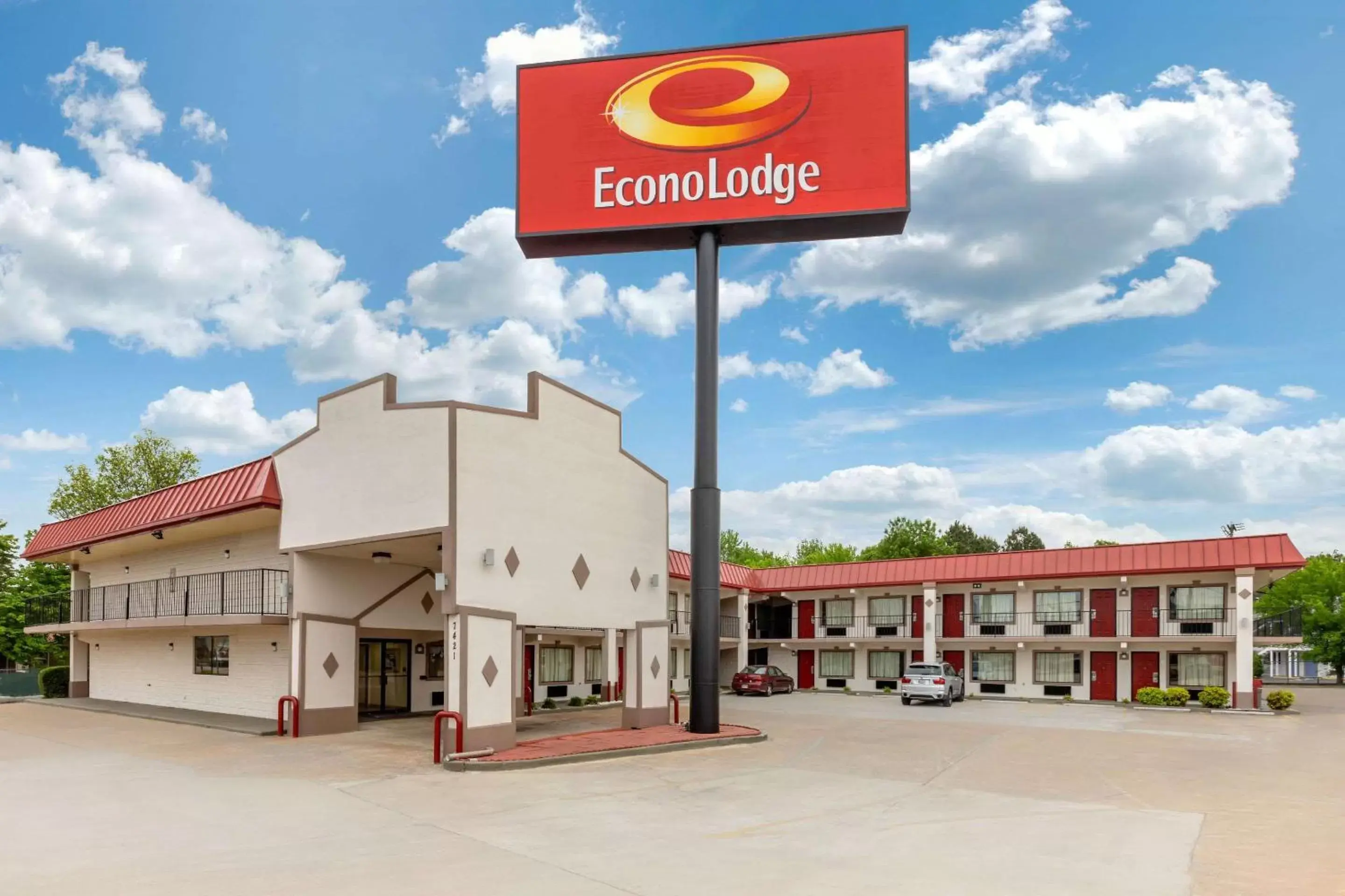 Property Building in Econo Lodge Chattanooga