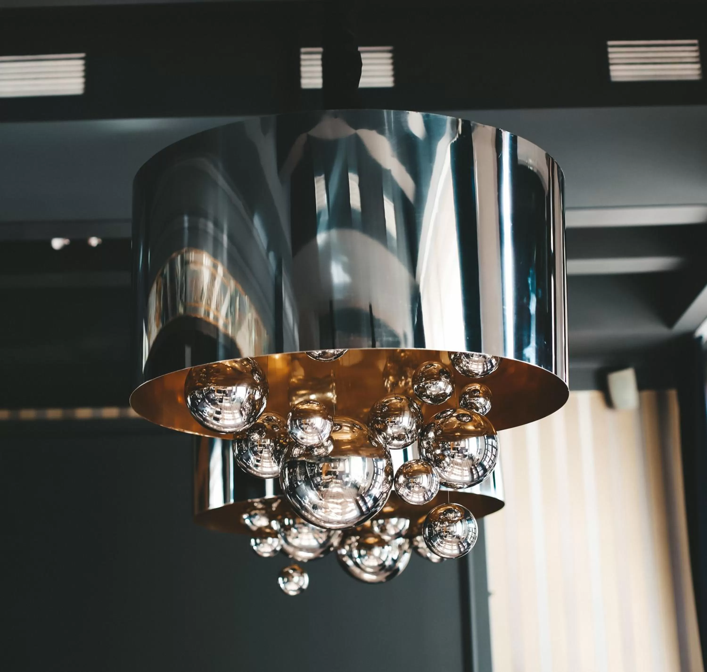 Decorative detail in Georg Palace Hotel