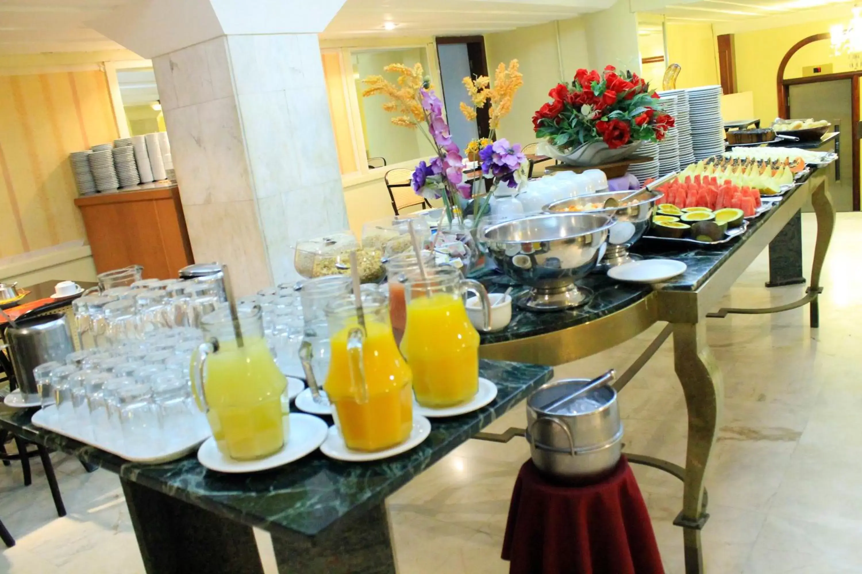 Food in São Paulo Inn Hotel - A 600 METROS DA RUA 25 DE MARÇO