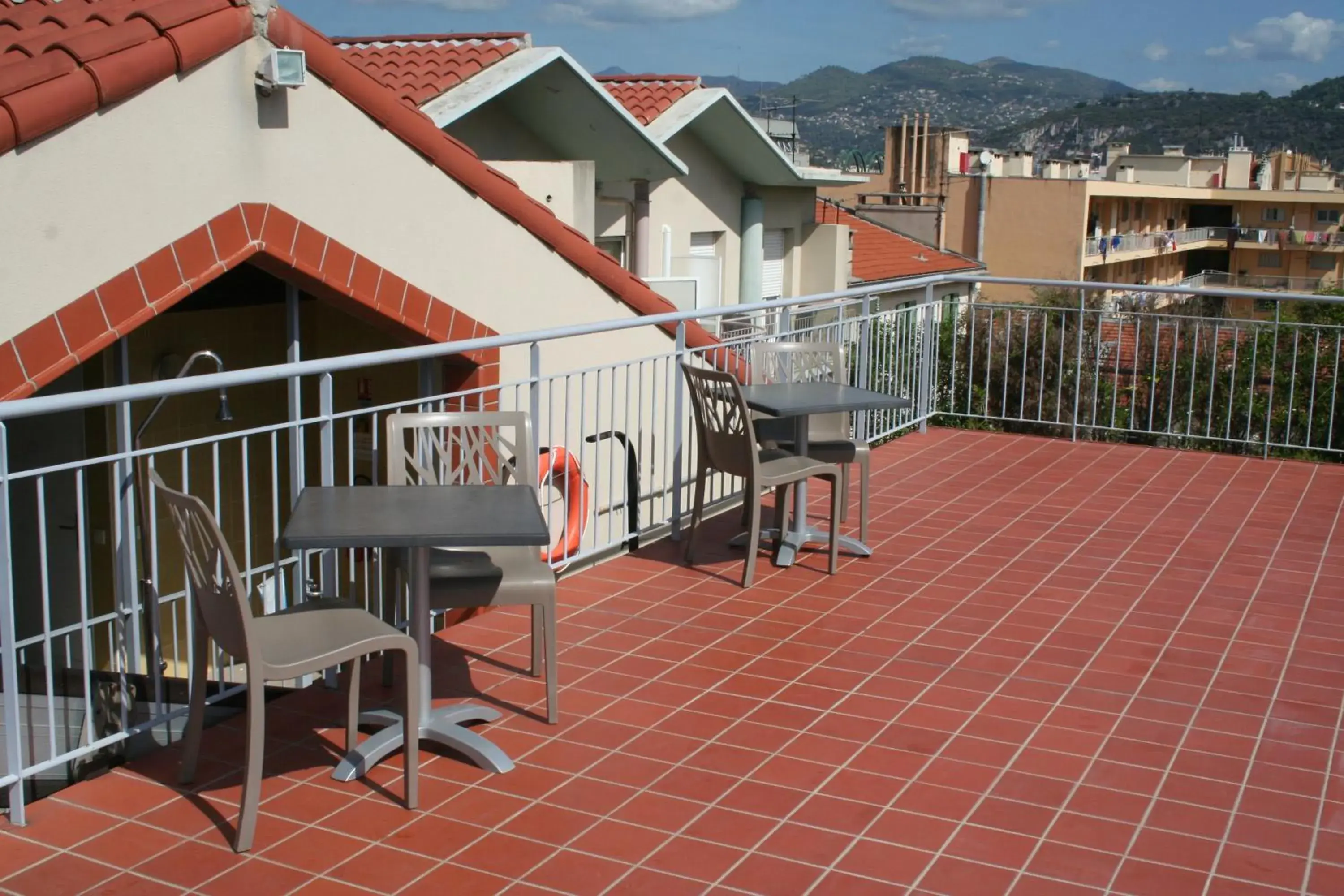 Property building, Balcony/Terrace in Aparthotel Adagio Access Nice Acropolis