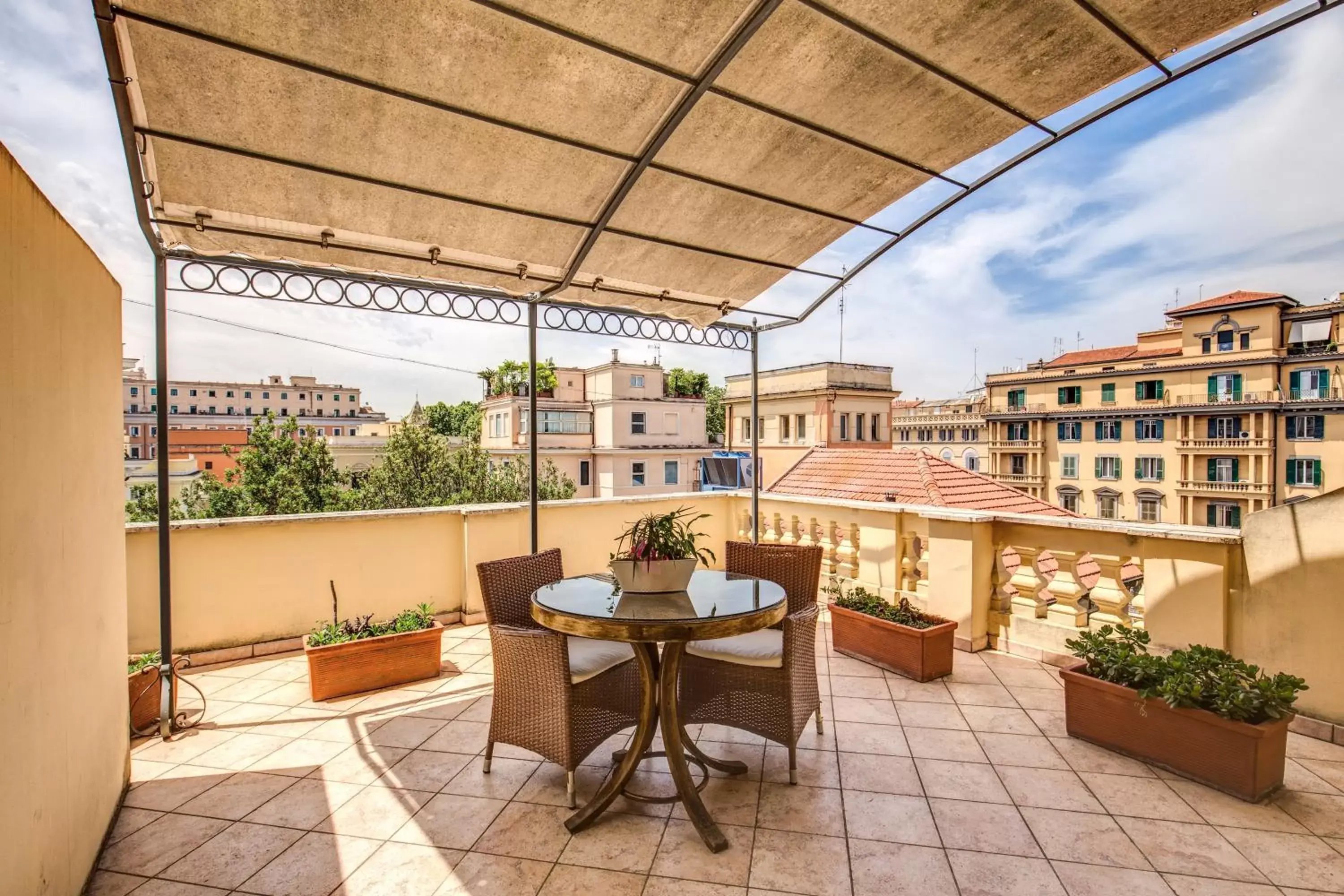 Balcony/Terrace in Rome Garden Hotel