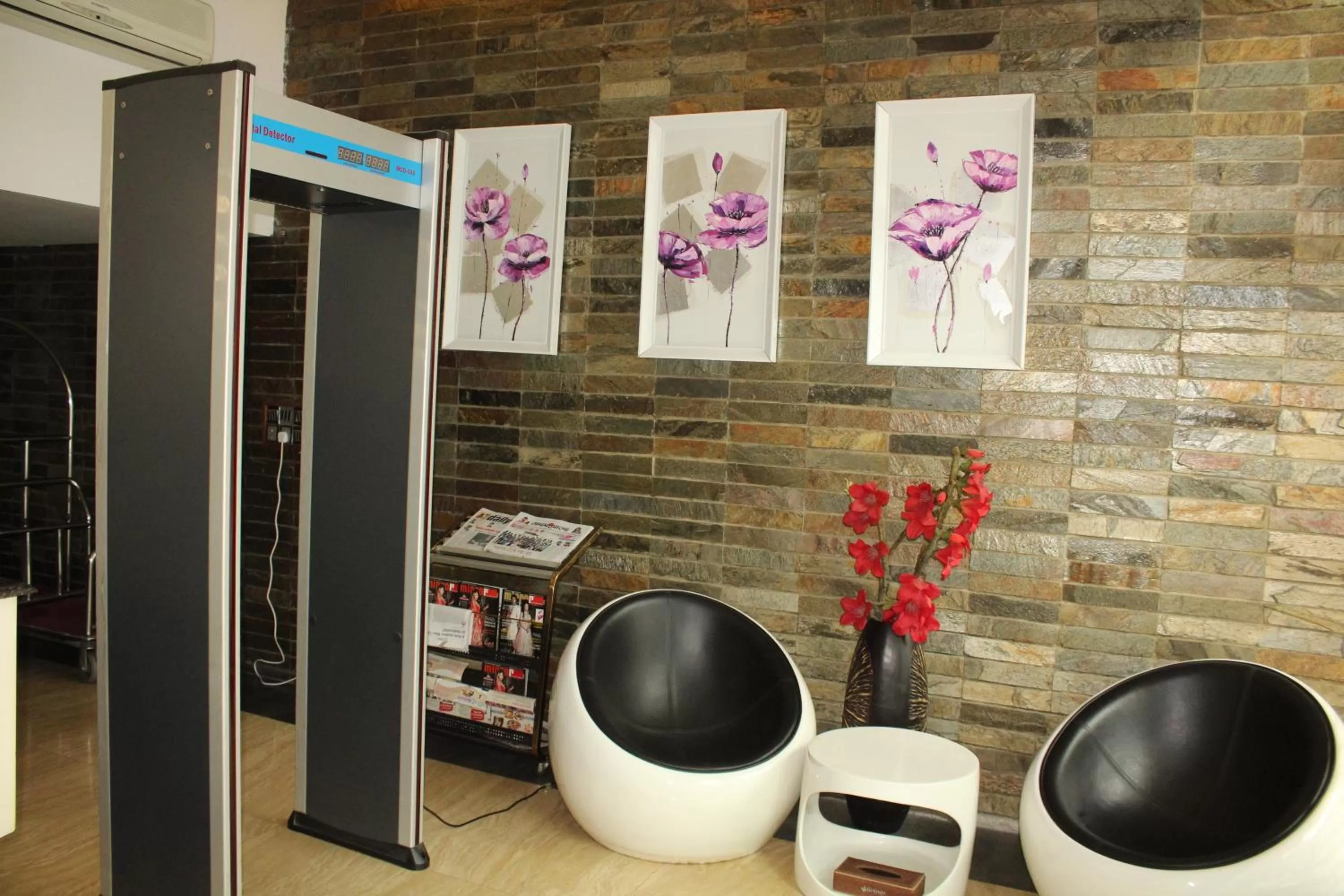 Lobby or reception in D'more Dhaka Hotel & Resort