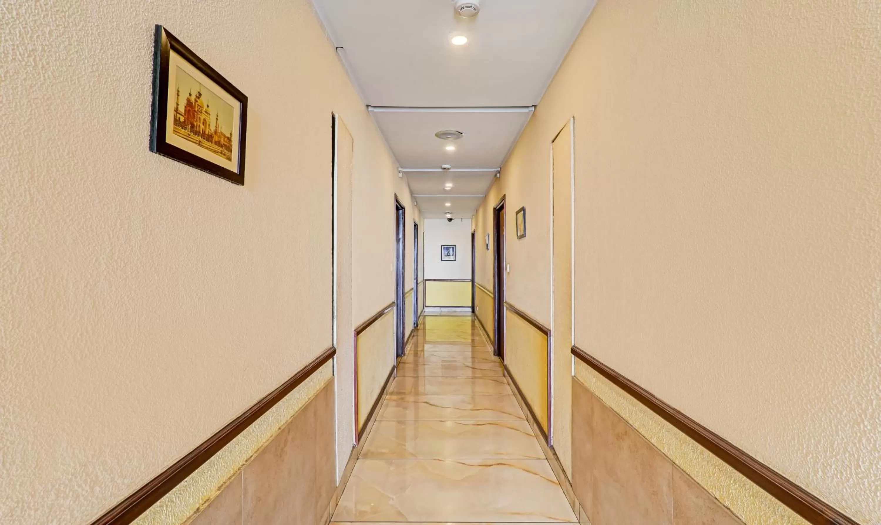 Lobby or reception in Treebo Edesia