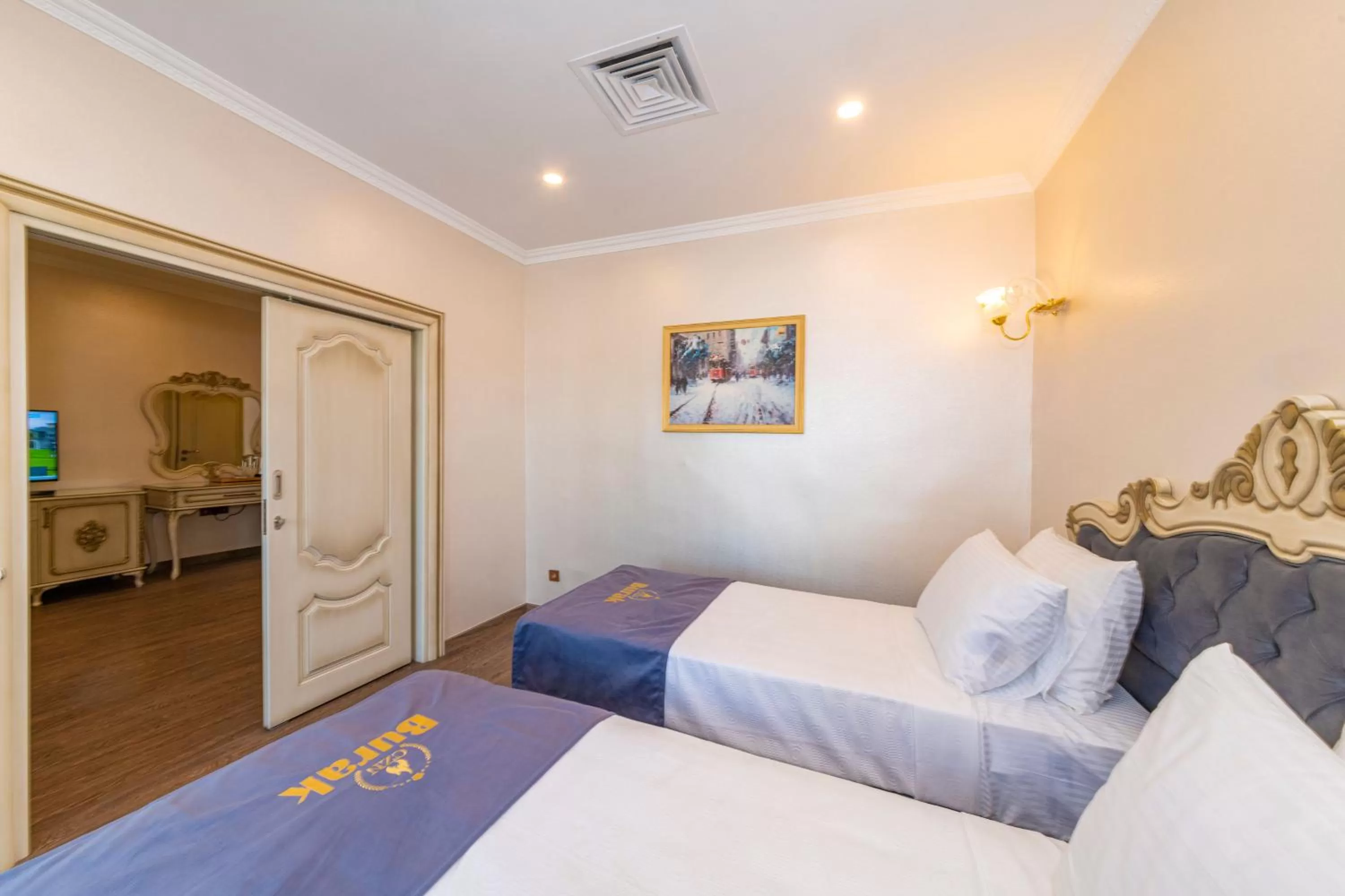 Bed in Almadina Hotel Istanbul