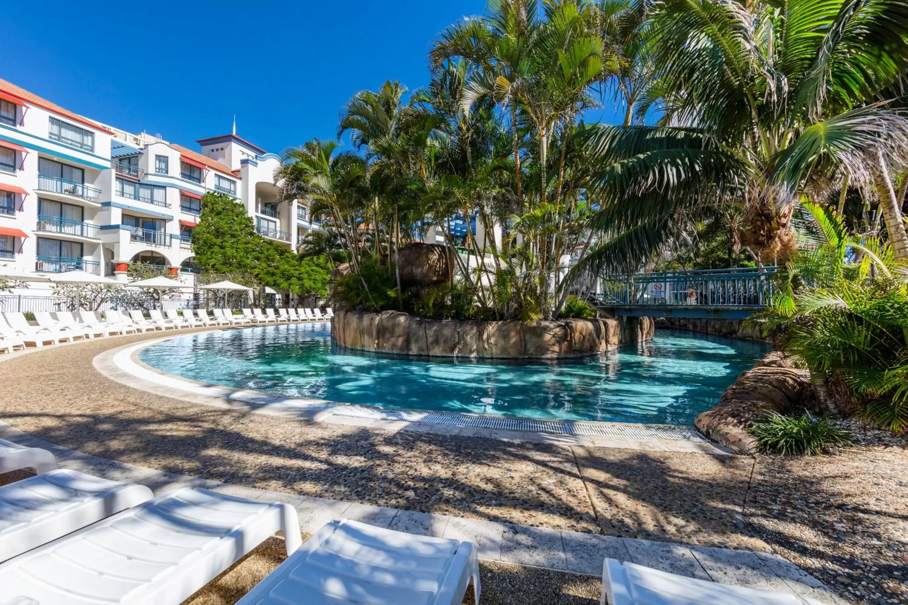 Swimming pool, Garden in Oaks Gold Coast Calypso Plaza Suites