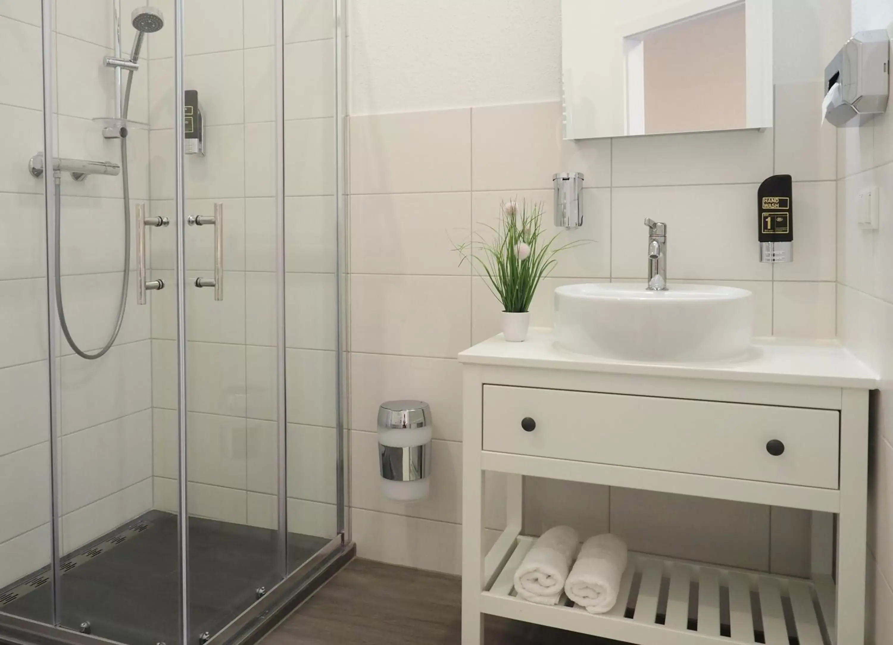 Shower, Bathroom in REGIOHOTEL Quedlinburger Hof Quedlinburg