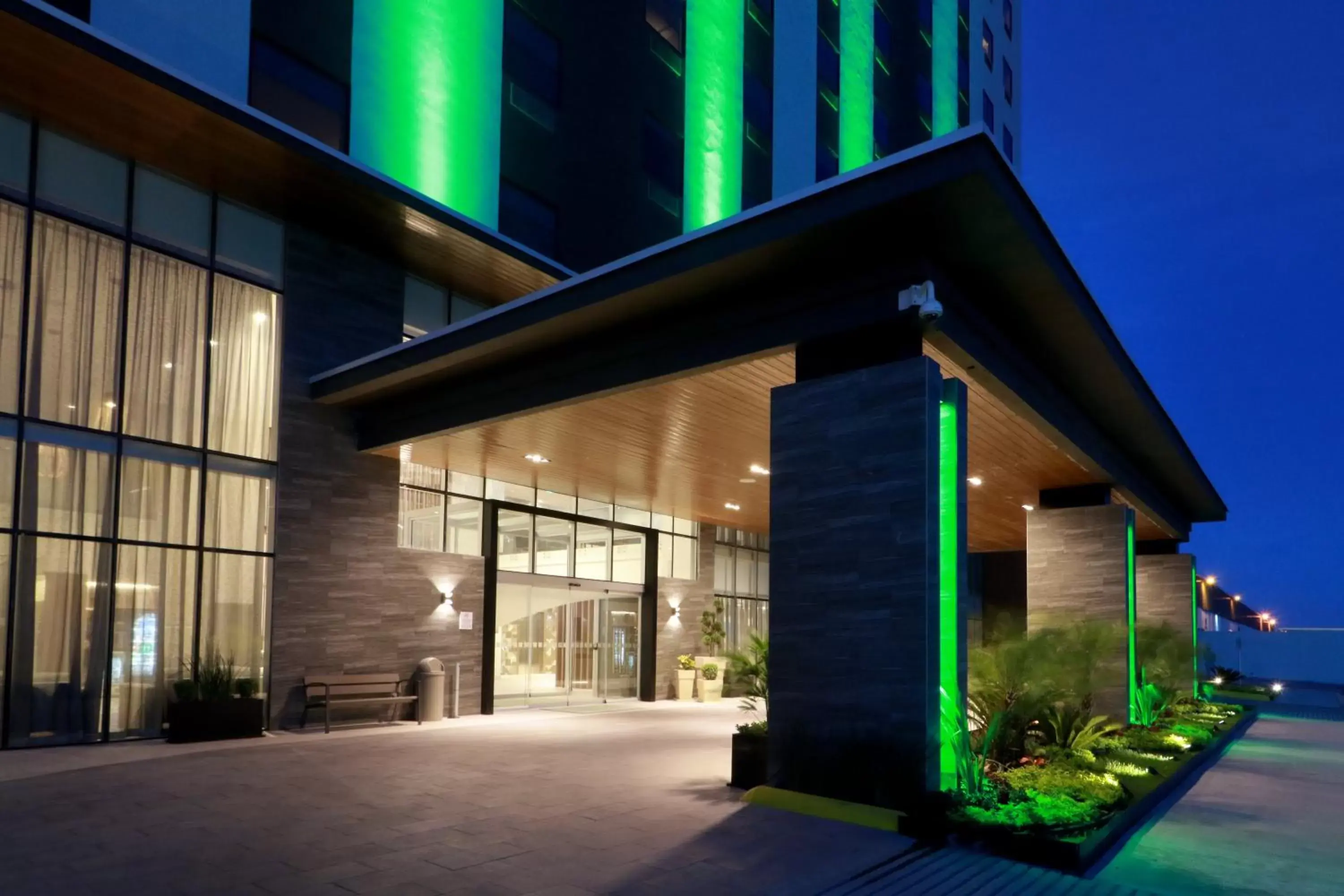 Property building in Holiday Inn & Suites - Monterrey Apodaca Zona Airport, an IHG Hotel