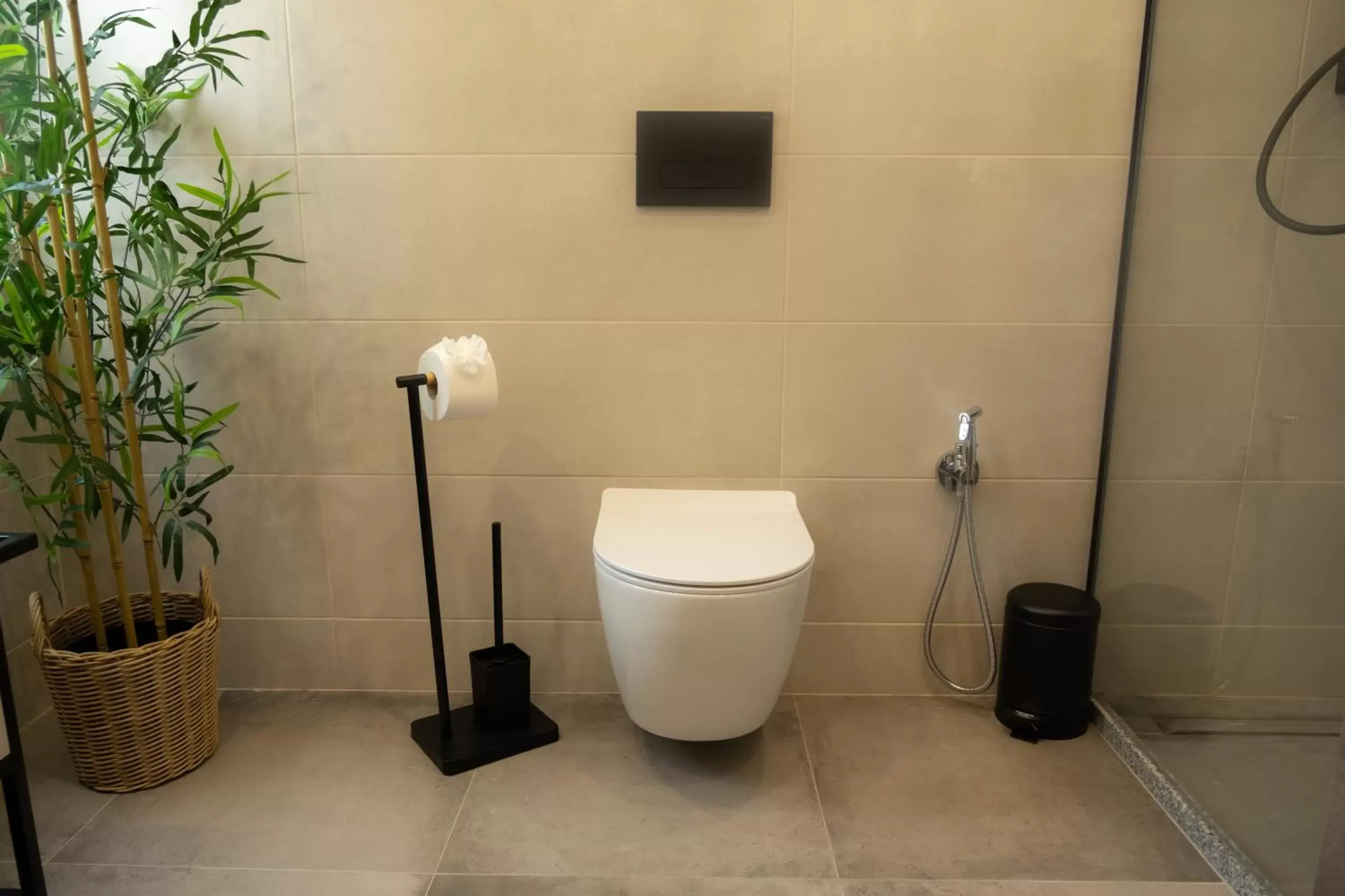 Toilet, Bathroom in Ria Formosa Guest House