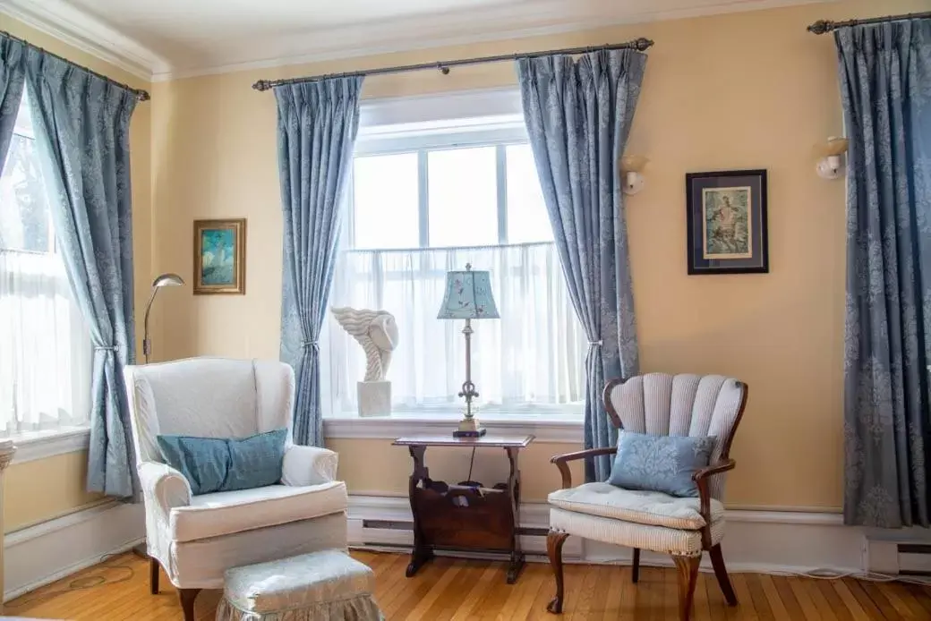 Seating Area in Grey Gables Inn