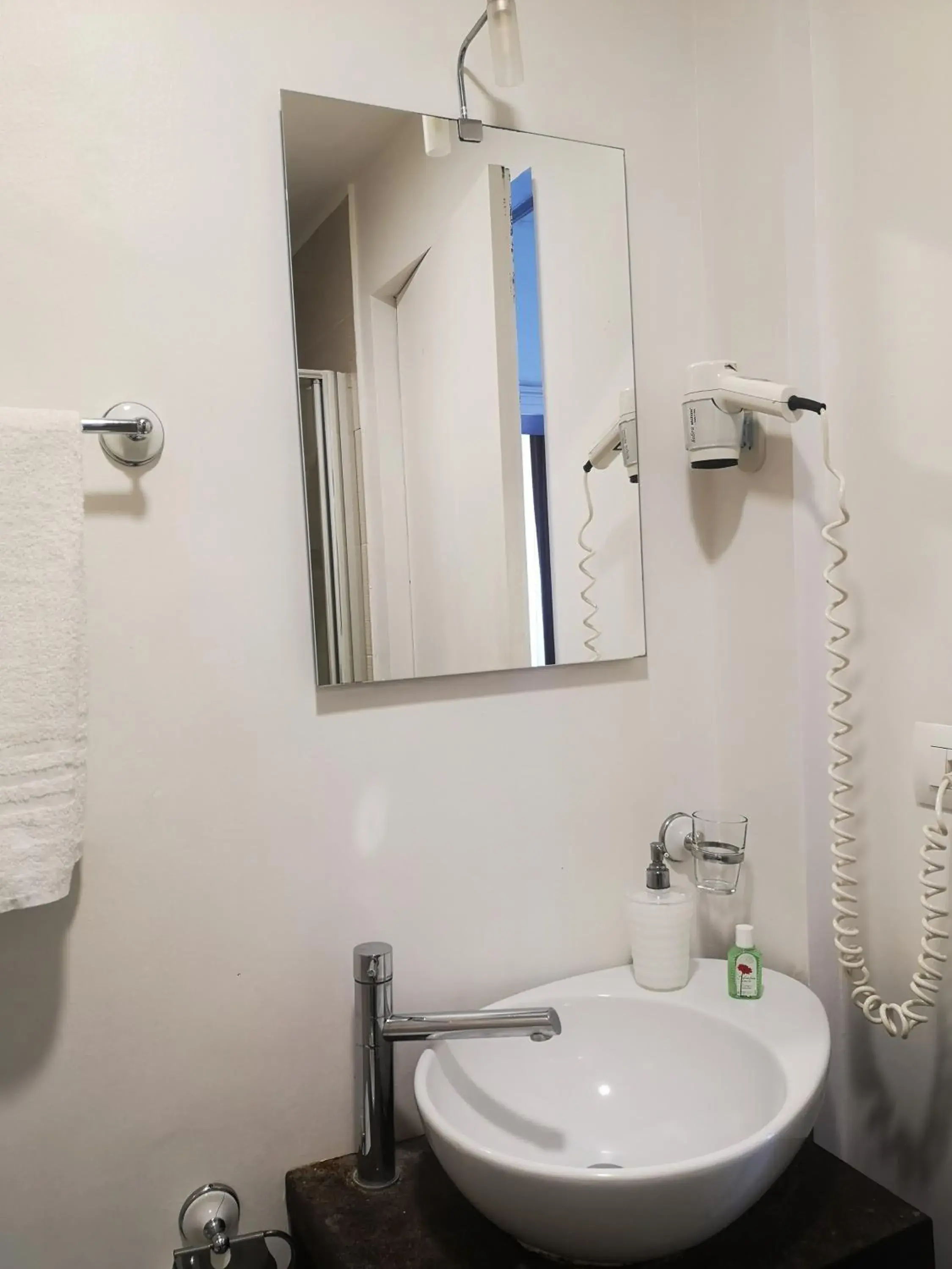 Bathroom in Hotel Valentino