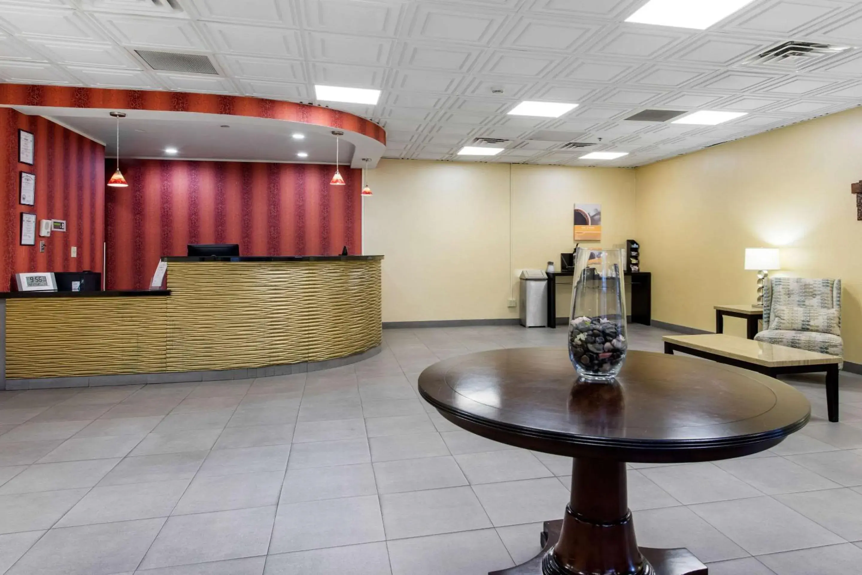 Lobby or reception in Quality Inn & Suites