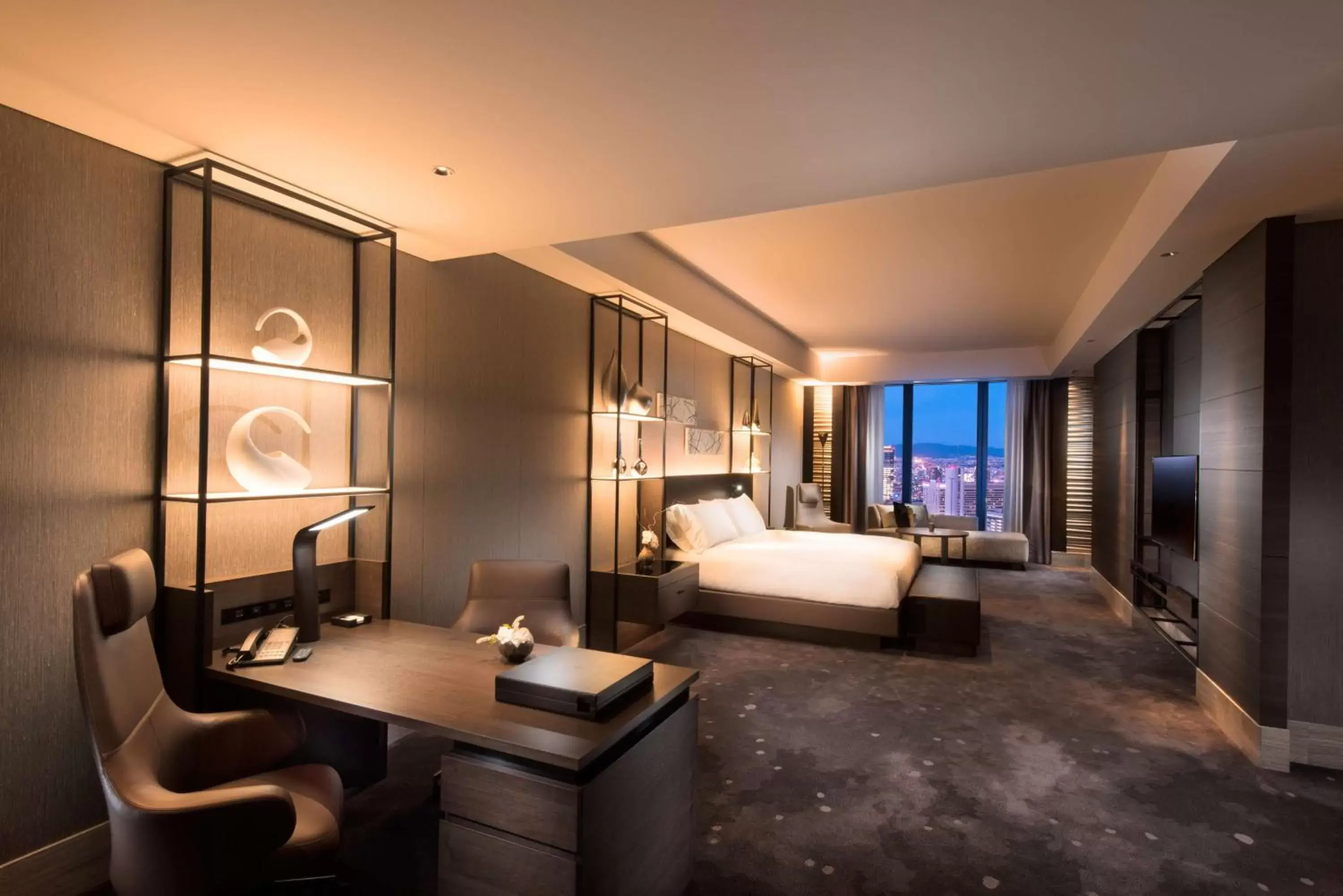 Bedroom, Seating Area in Conrad Osaka