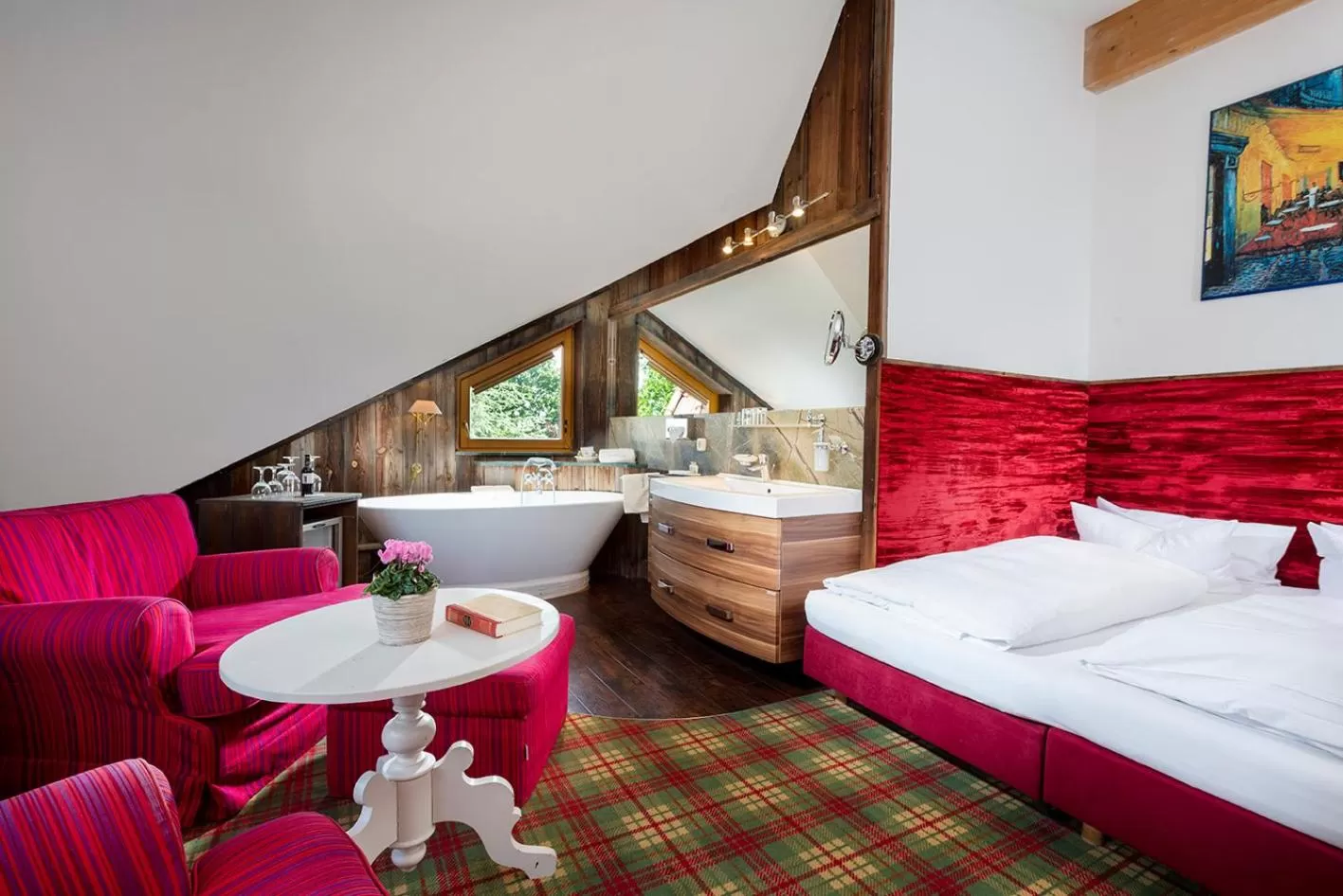 Photo of the whole room, Bed in Wellnesshotel Seeschlößchen - Privat- Spa & Naturresort