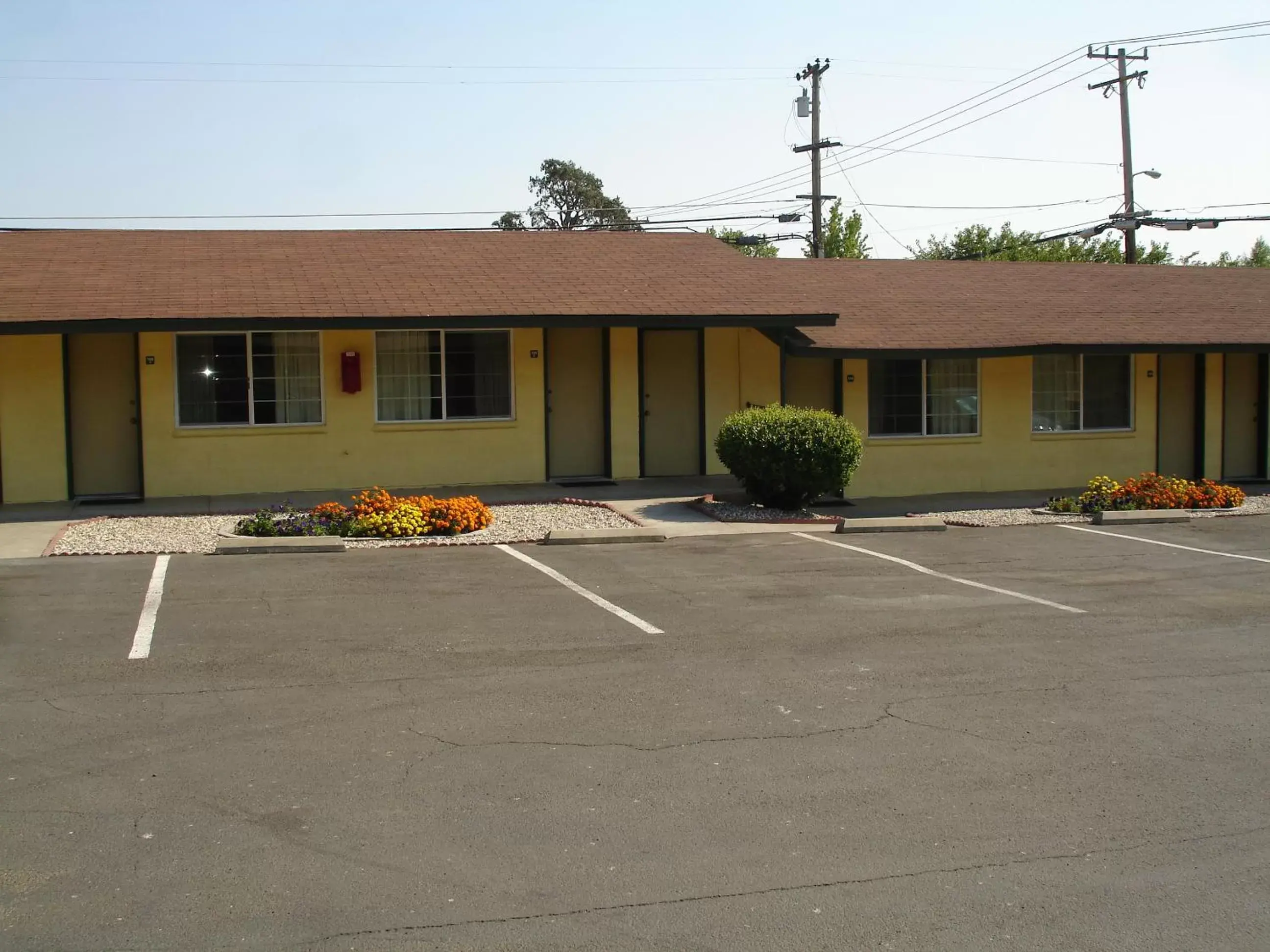 Facade/entrance, Property Building in Lakeview Inn