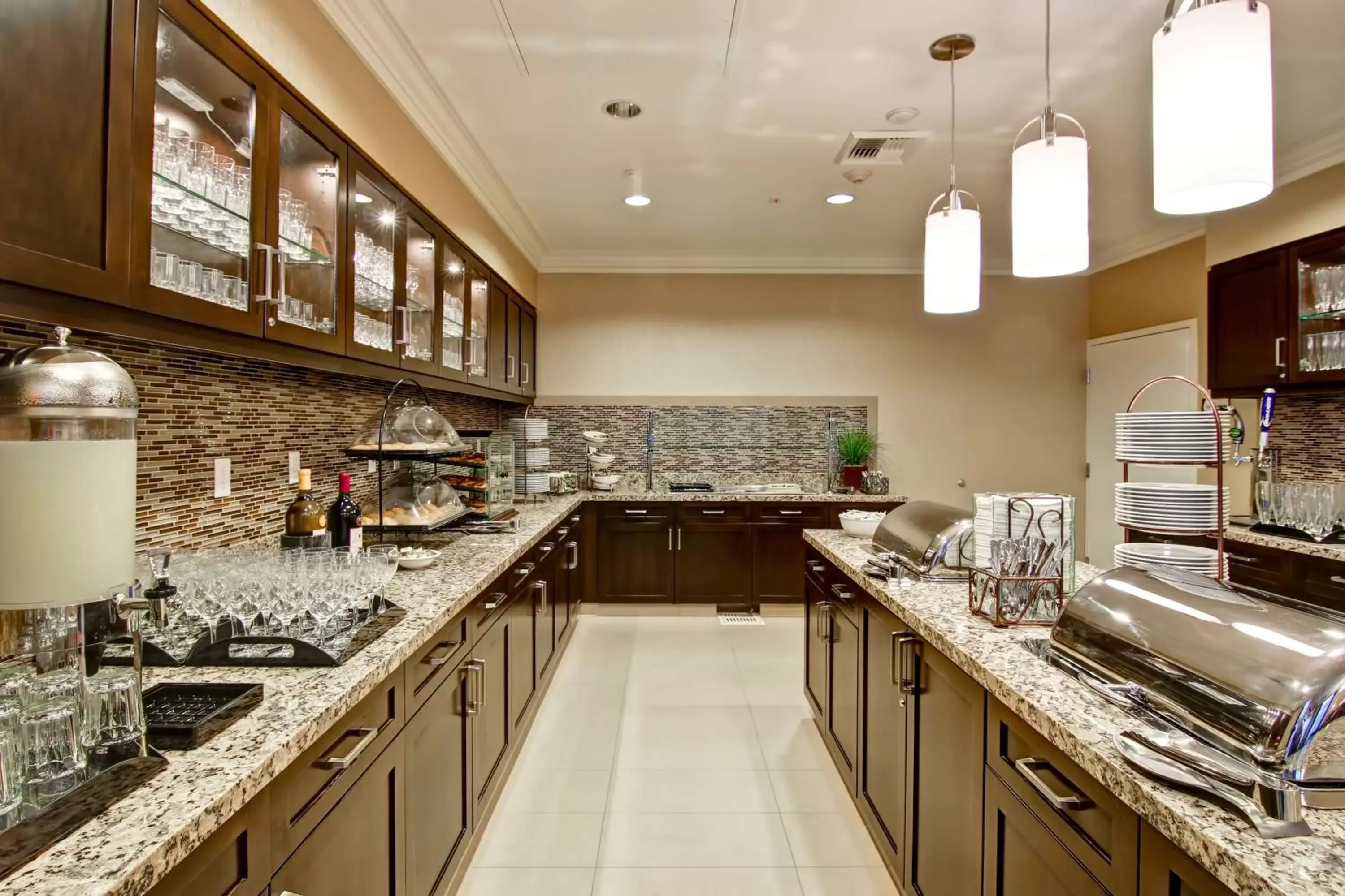 Restaurant/places to eat, Kitchen/Kitchenette in Homewood Suites by Hilton Palo Alto