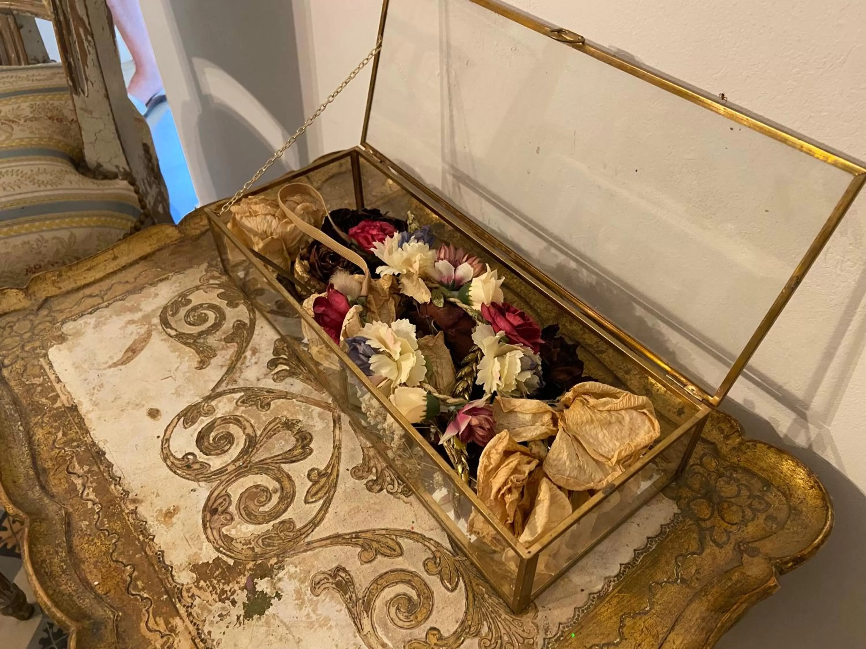 Living room, Food in Maison 1823 - Suites de charme à Garons