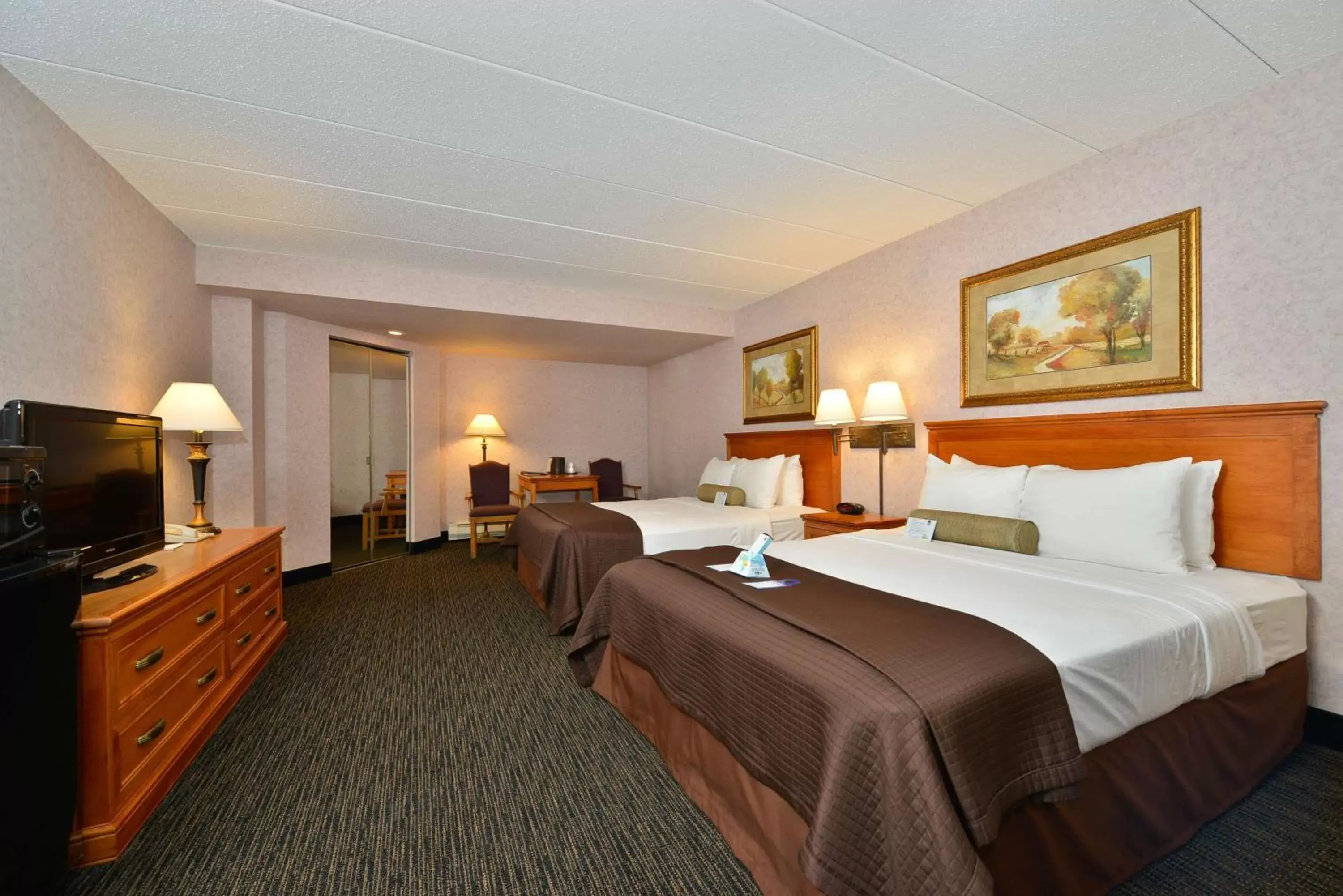 Photo of the whole room in Best Western Plus Kelly Inn