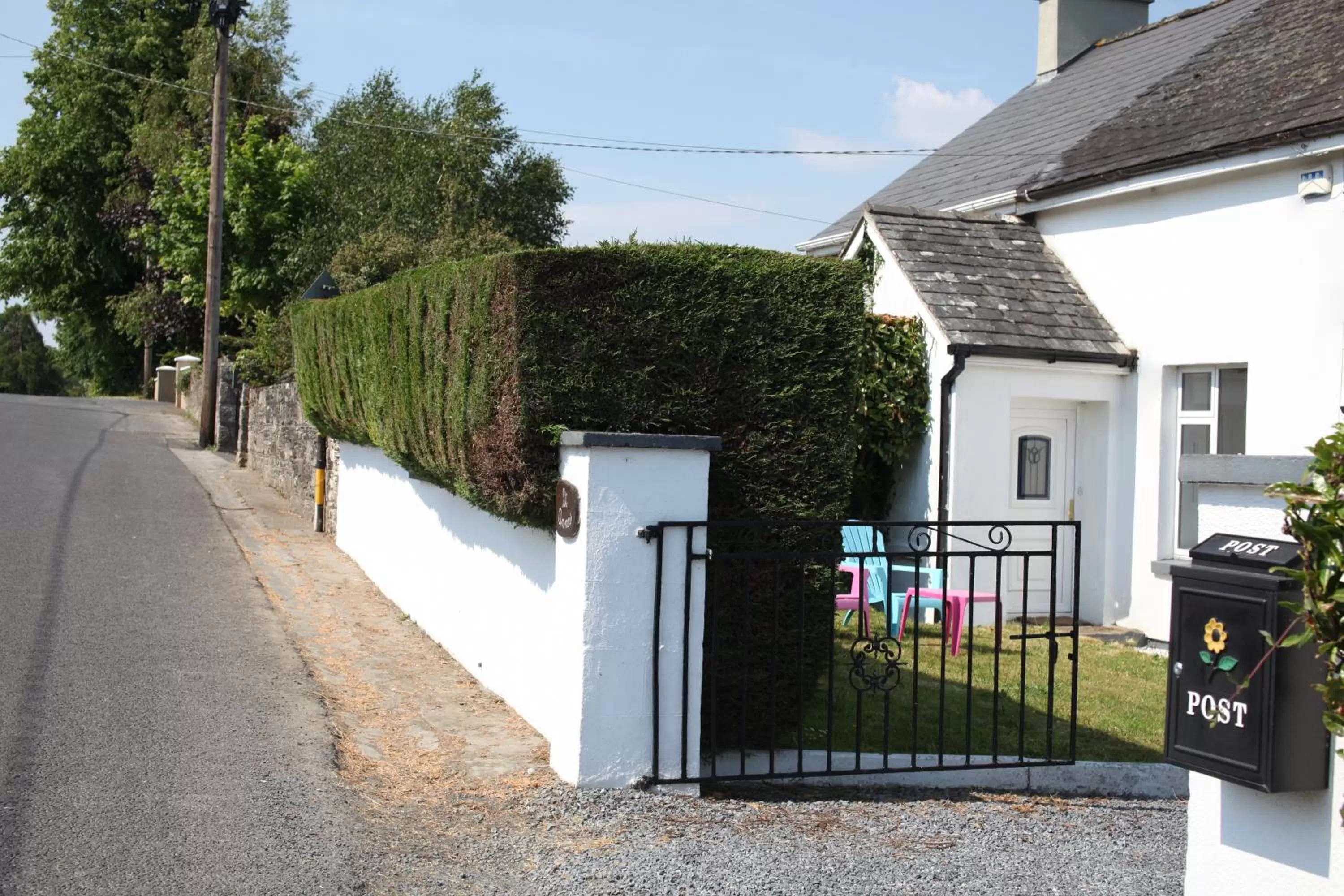 Property Building in 5-star B&B and Historical Cottage "Mon Petit Cottage"