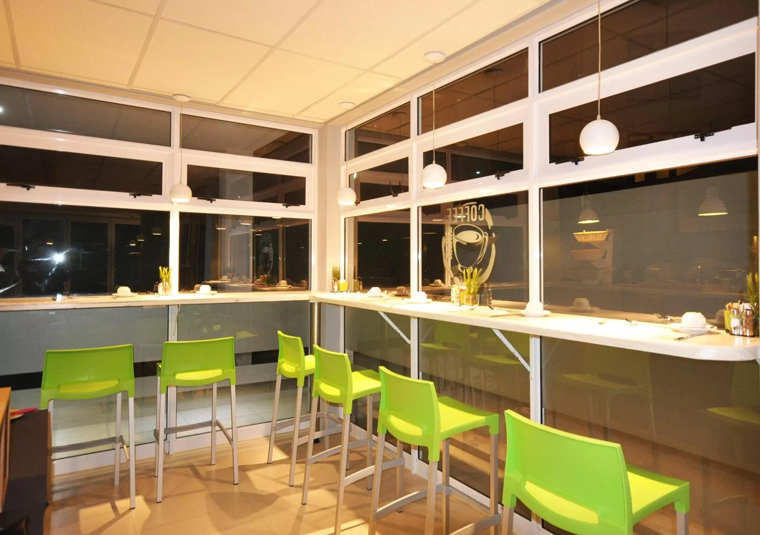 Restaurant/places to eat in Swakopmund Plaza Hotel Restaurant/places to eat in Swakopmund Plaza Hotel