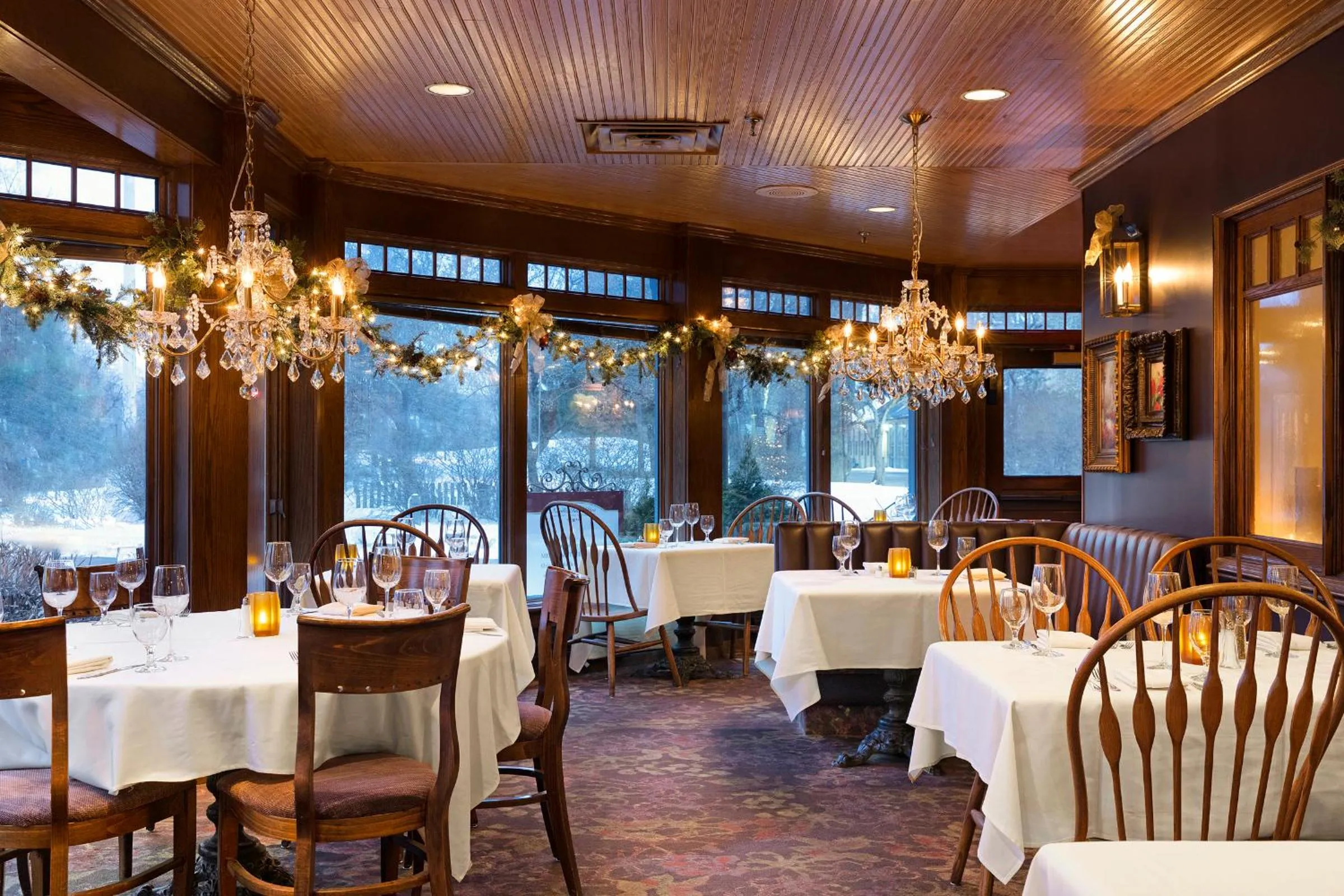 Restaurant/places to eat in Nicollet Island Inn