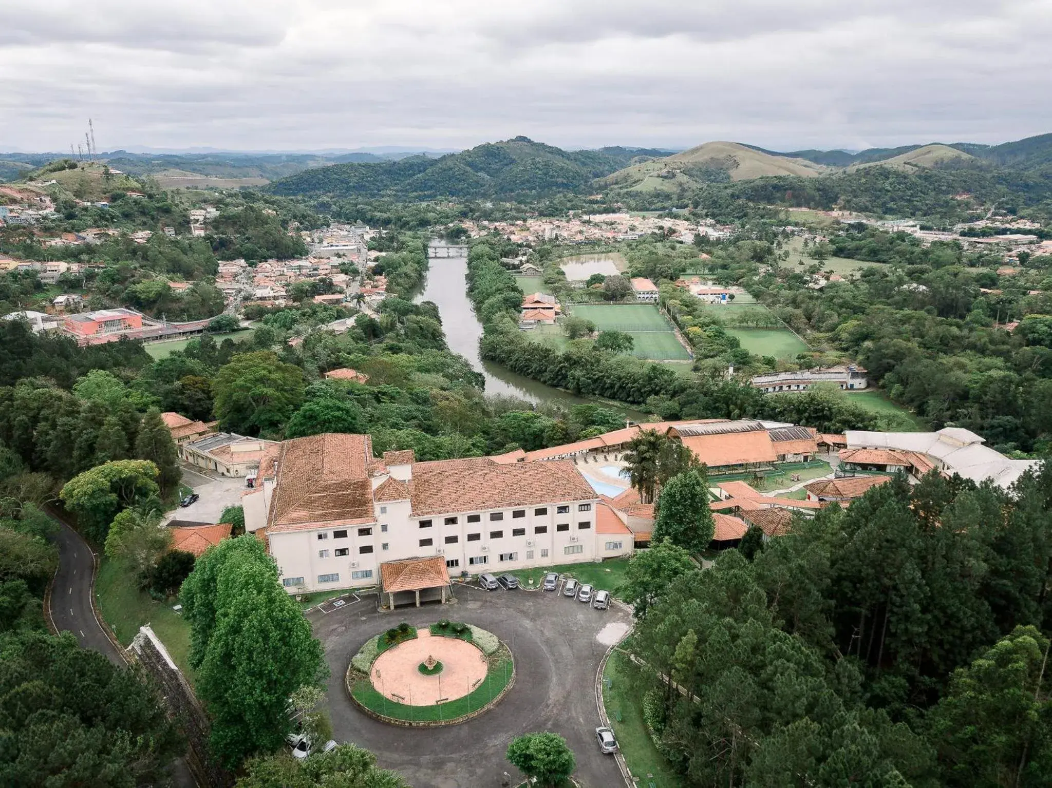 Property building, Bird's-eye View in Guararema Parque Hotel