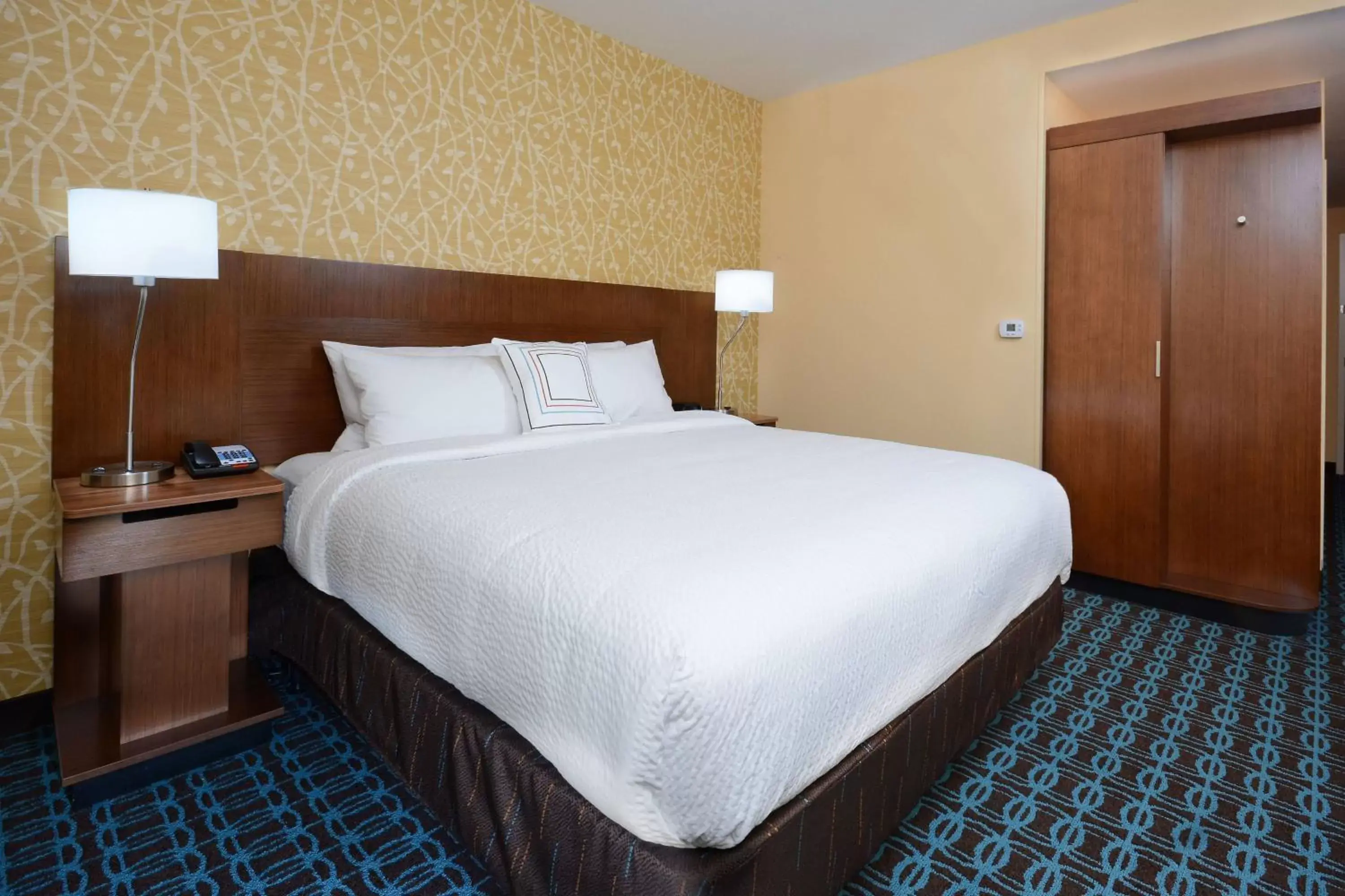 Photo of the whole room, Bed in Fairfield Inn & Suites by Marriott Raleigh Capital Blvd./I-540