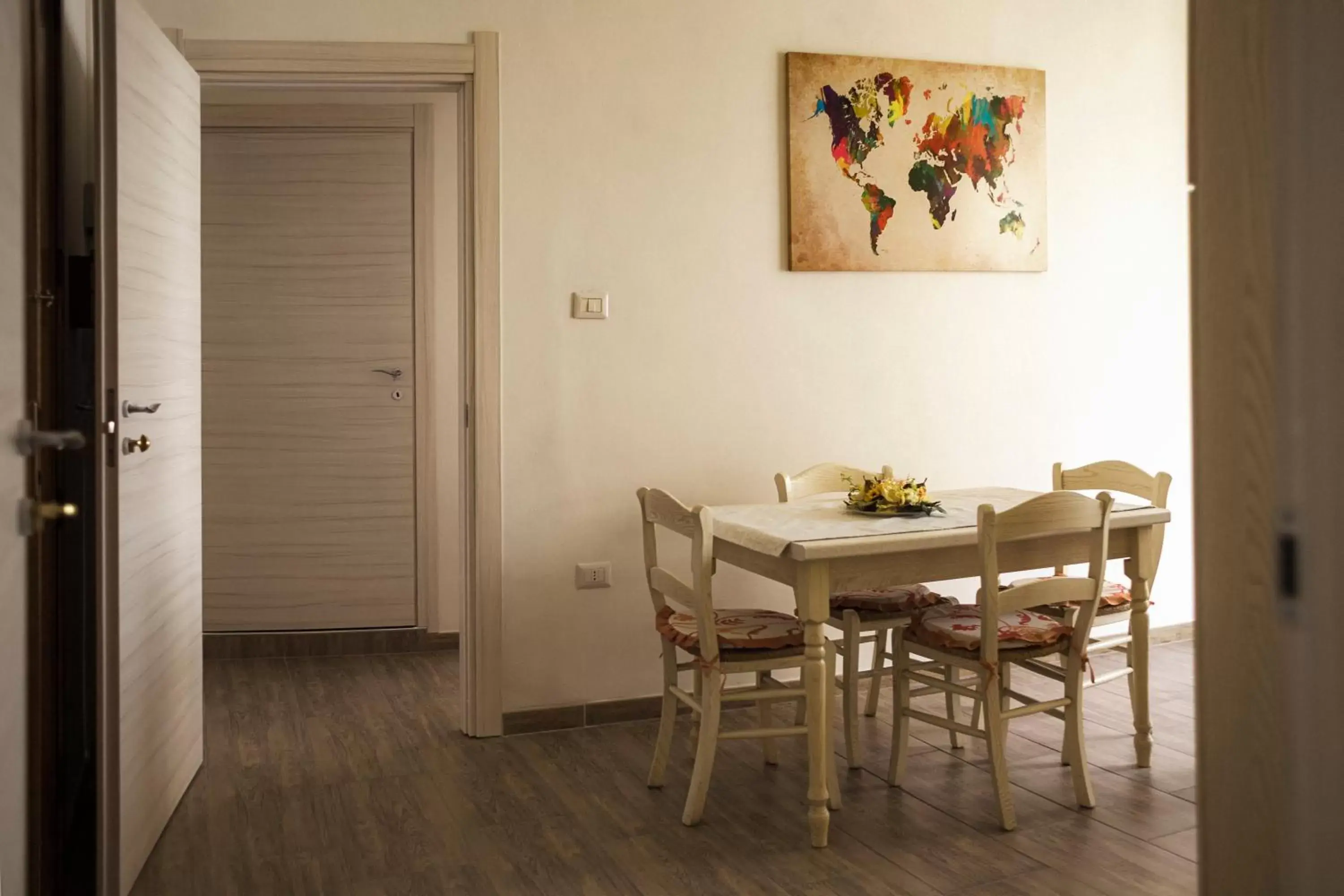 Dining Area in Sweet Rooms Cagliari