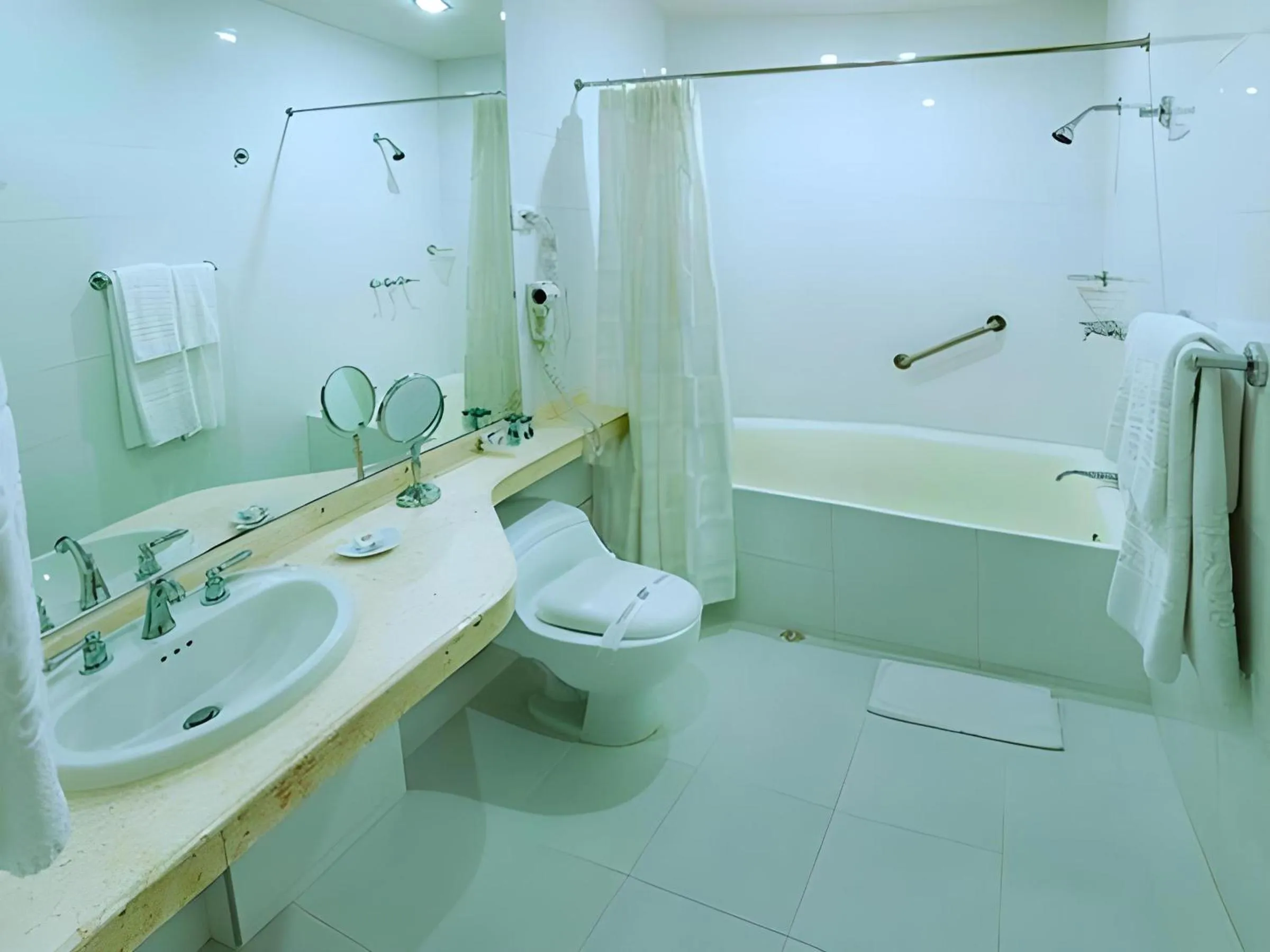 Shower in Hotel Chicala