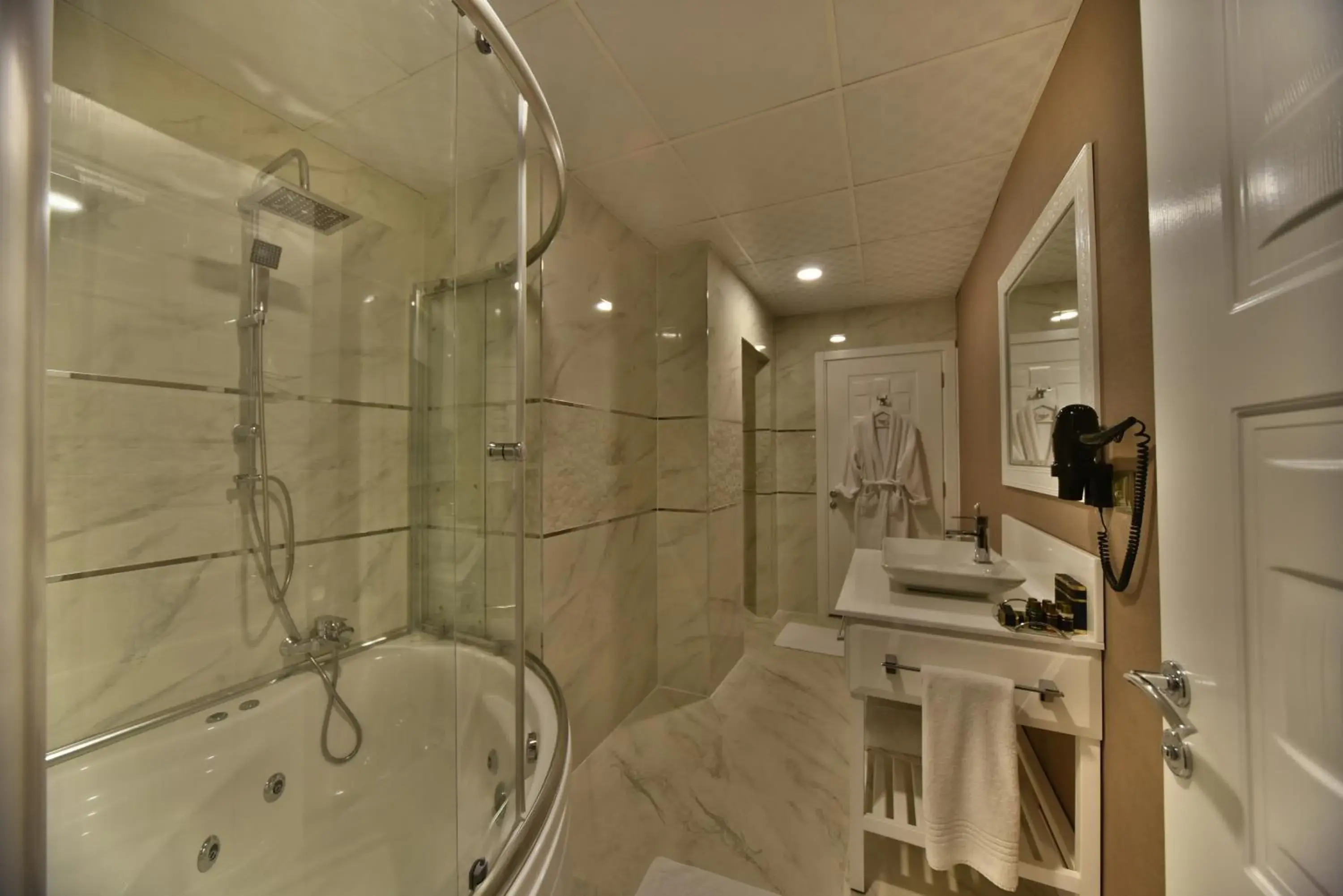 Bathroom in North Point Hotel Denizli